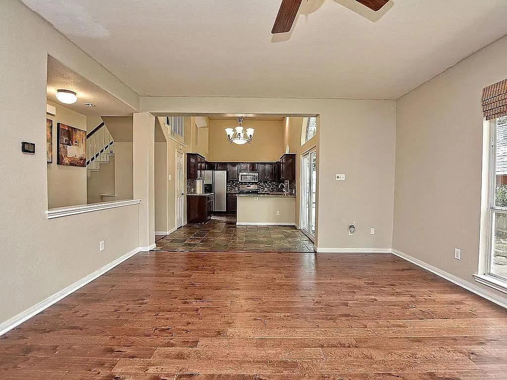 1207 Chinquapin Ct, Round Rock, TX 78681