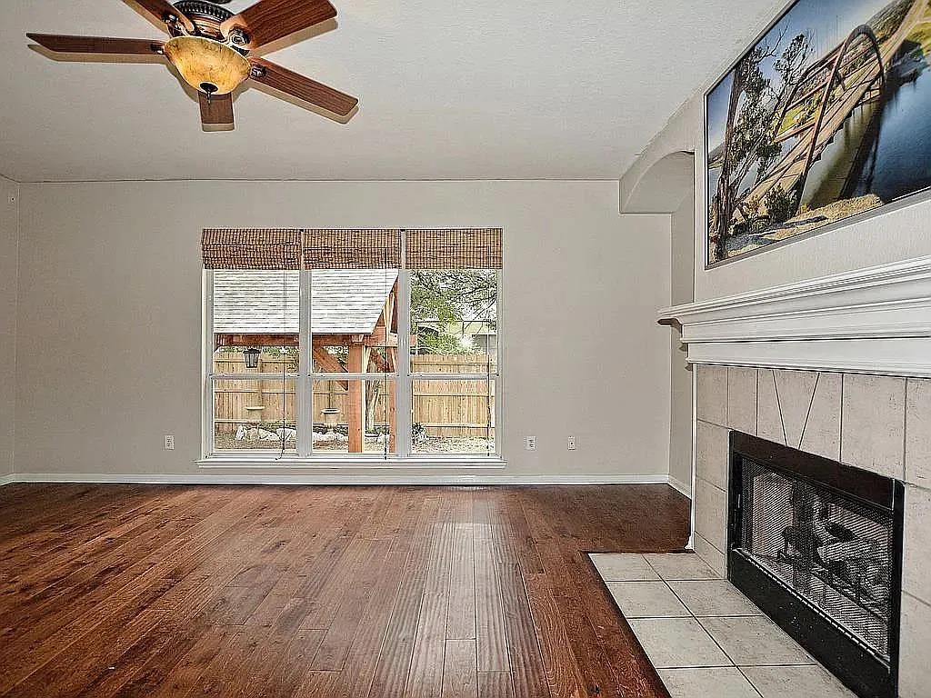 1207 Chinquapin Ct, Round Rock, TX 78681