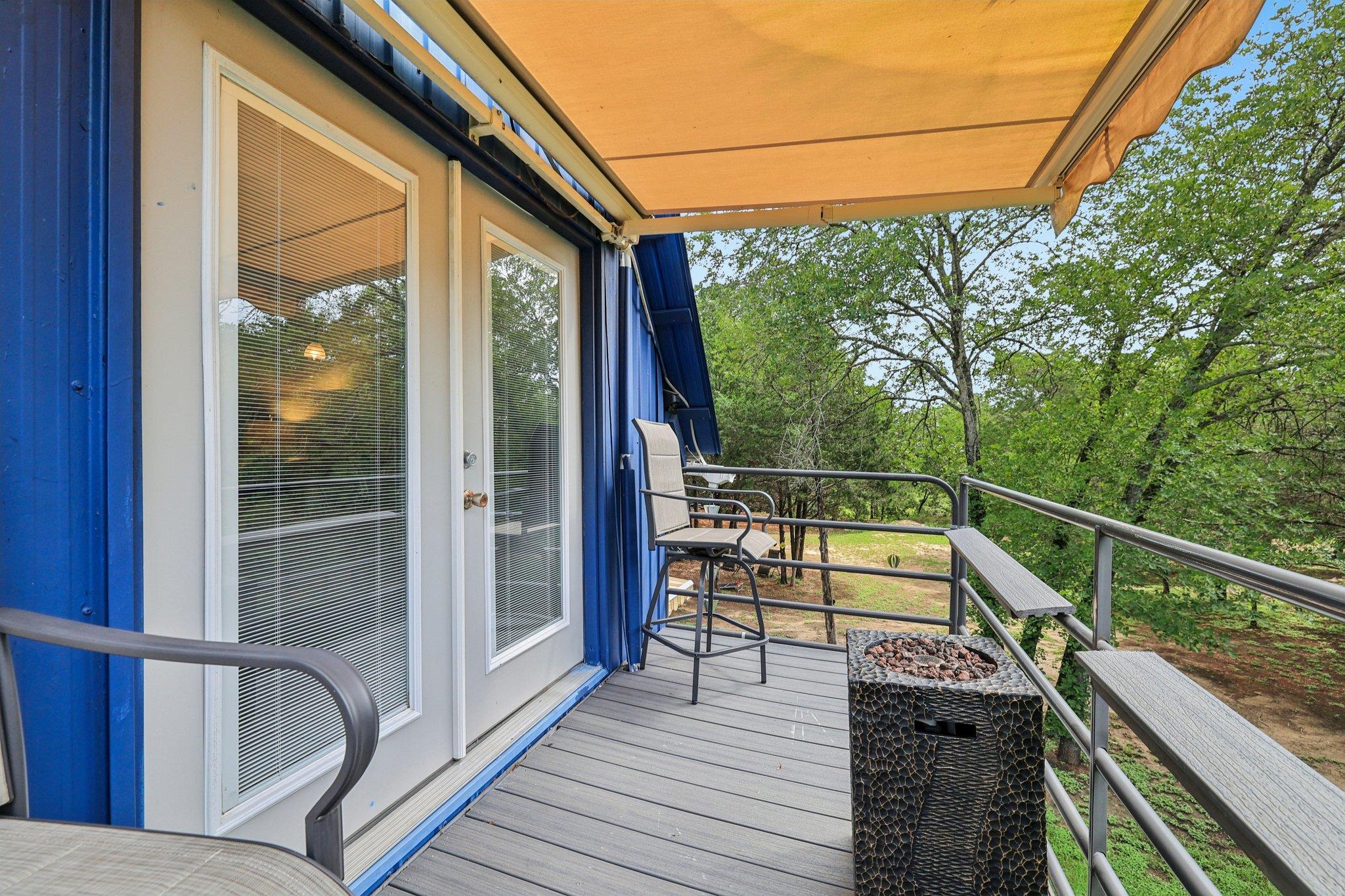 430 Green Valley Dr, Bastrop, TX 78602