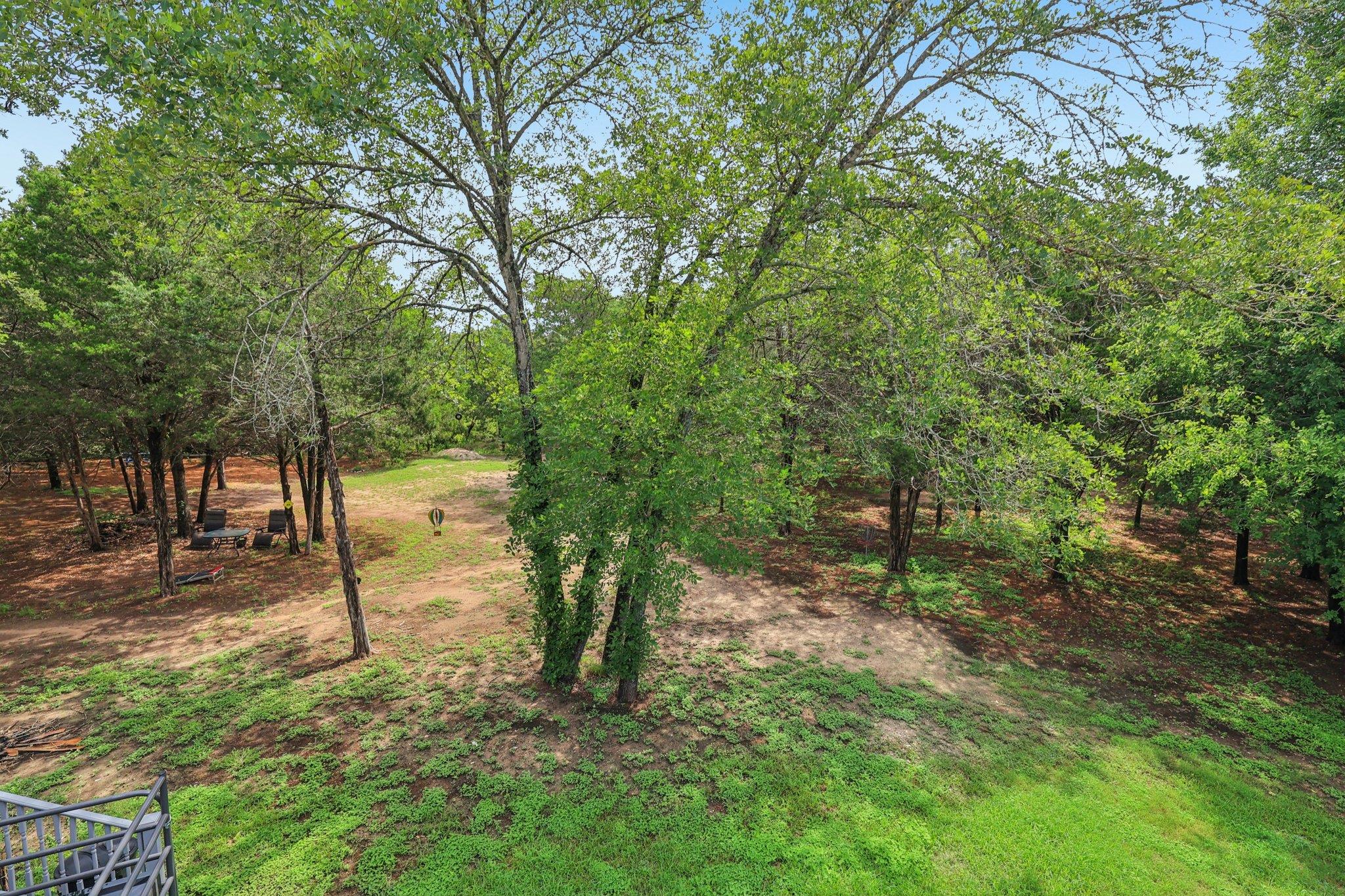 430 Green Valley Dr, Bastrop, TX 78602