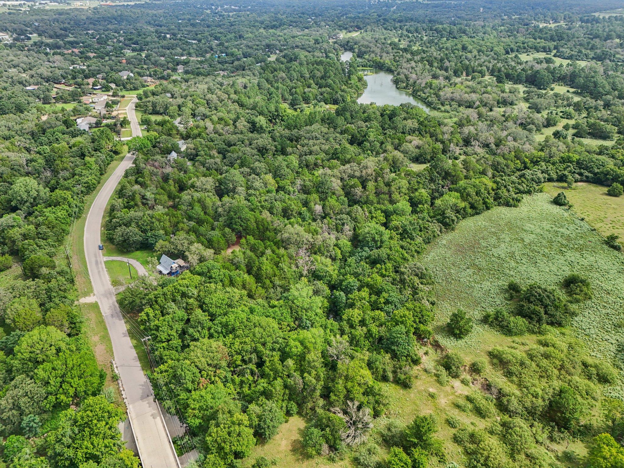 430 Green Valley Dr, Bastrop, TX 78602