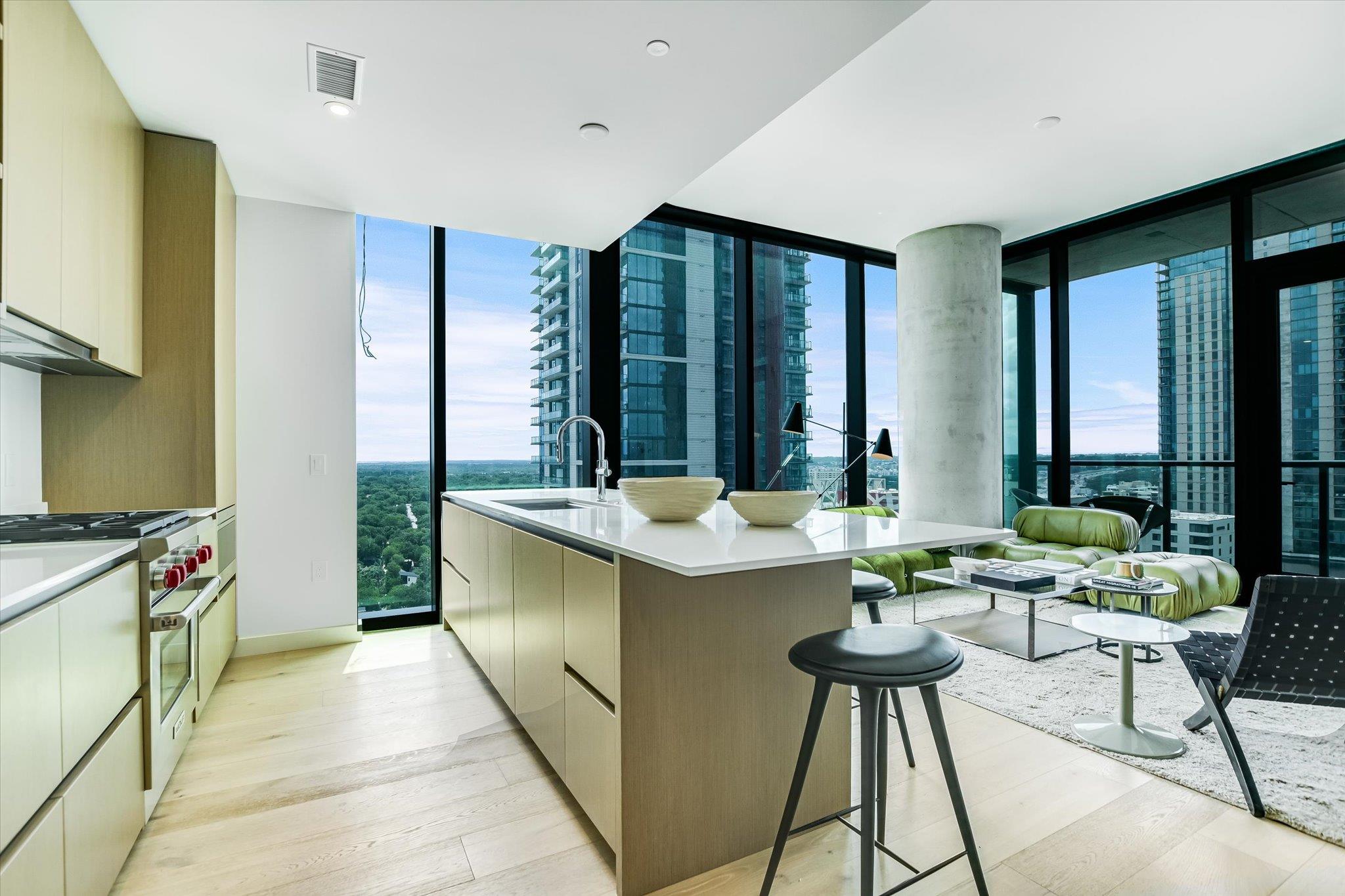 610 Davis St # 1902, Austin, TX 78701