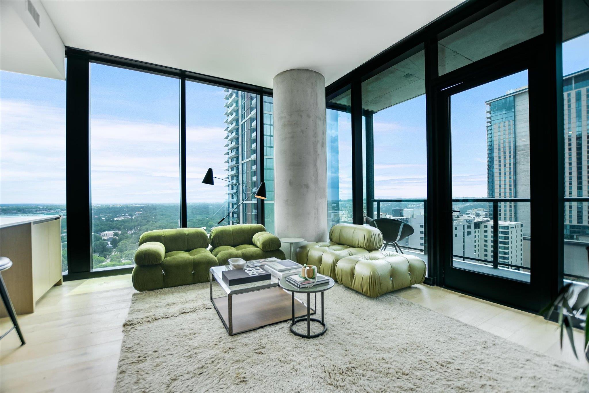 610 Davis St # 1902, Austin, TX 78701