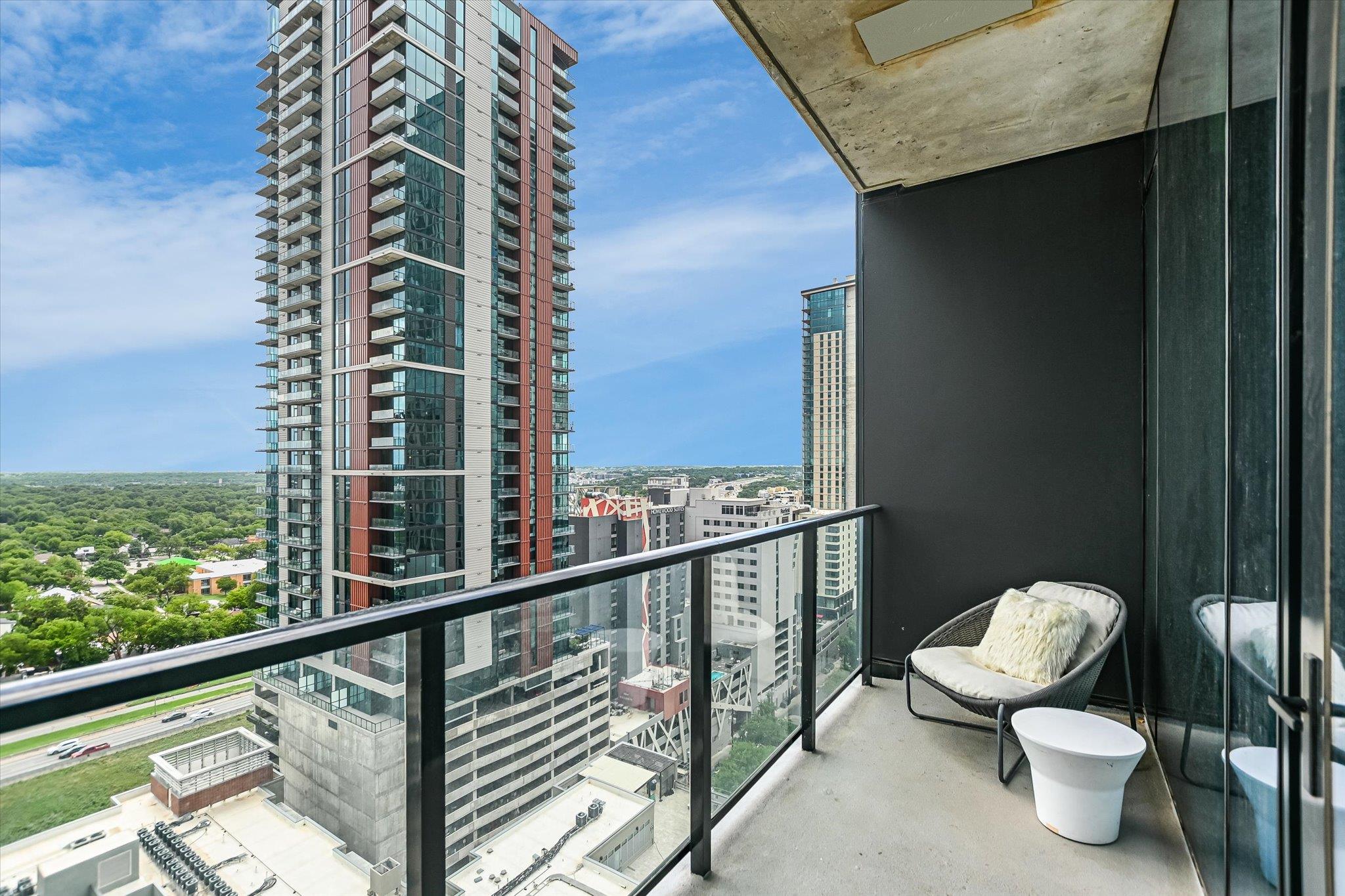 610 Davis St # 1902, Austin, TX 78701