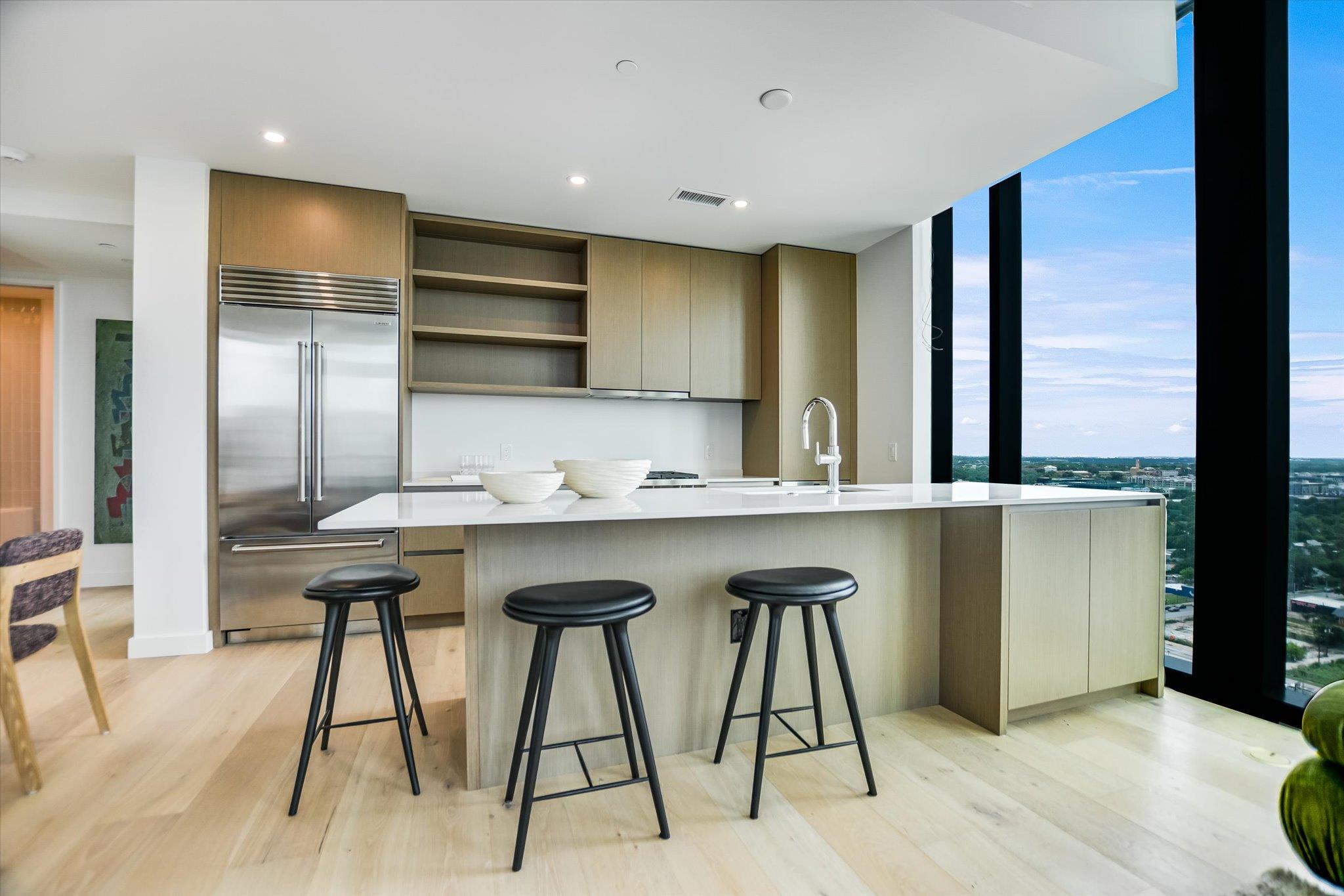 610 Davis St # 1902, Austin, TX 78701