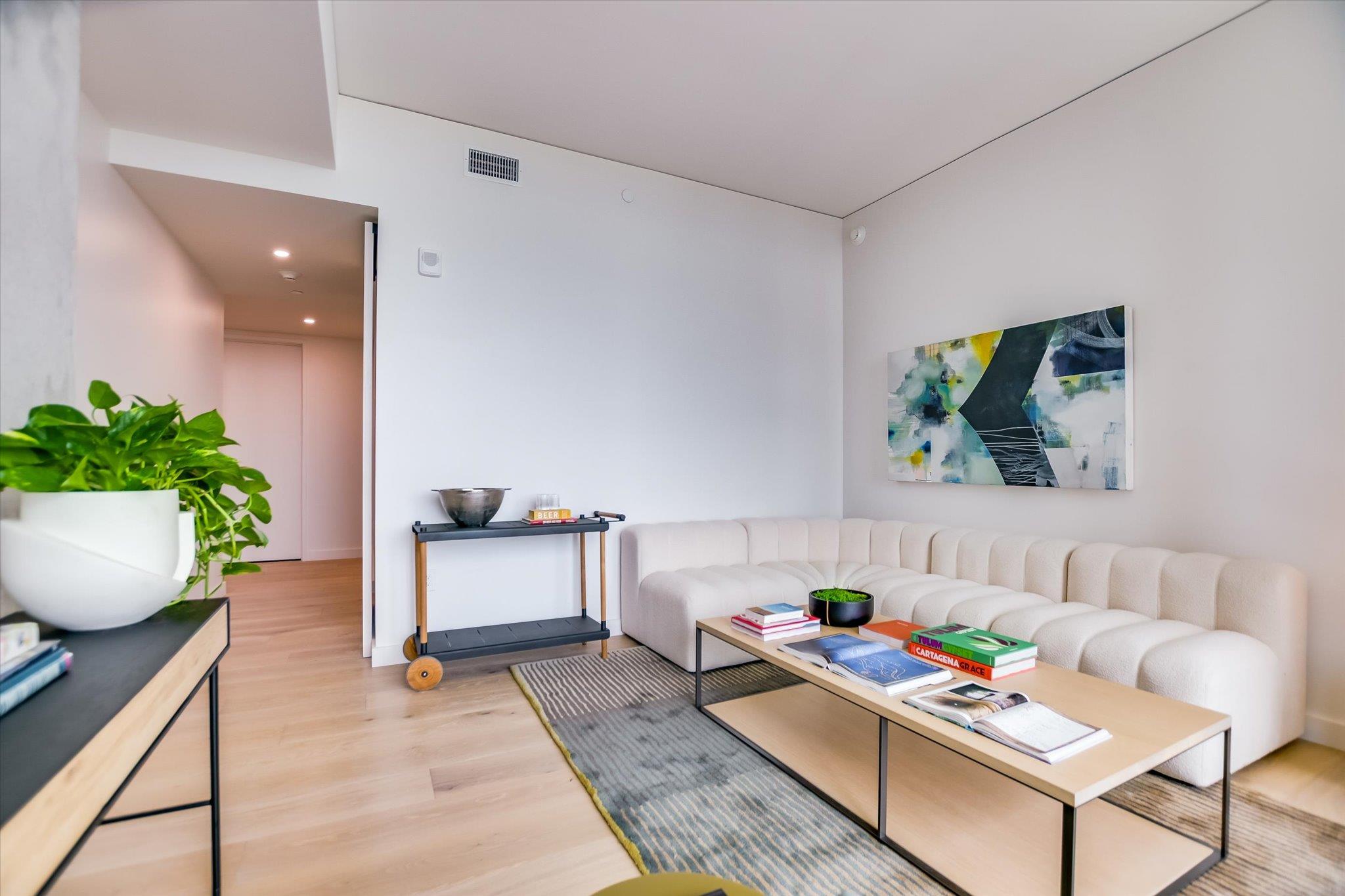 610 Davis St # 1902, Austin, TX 78701