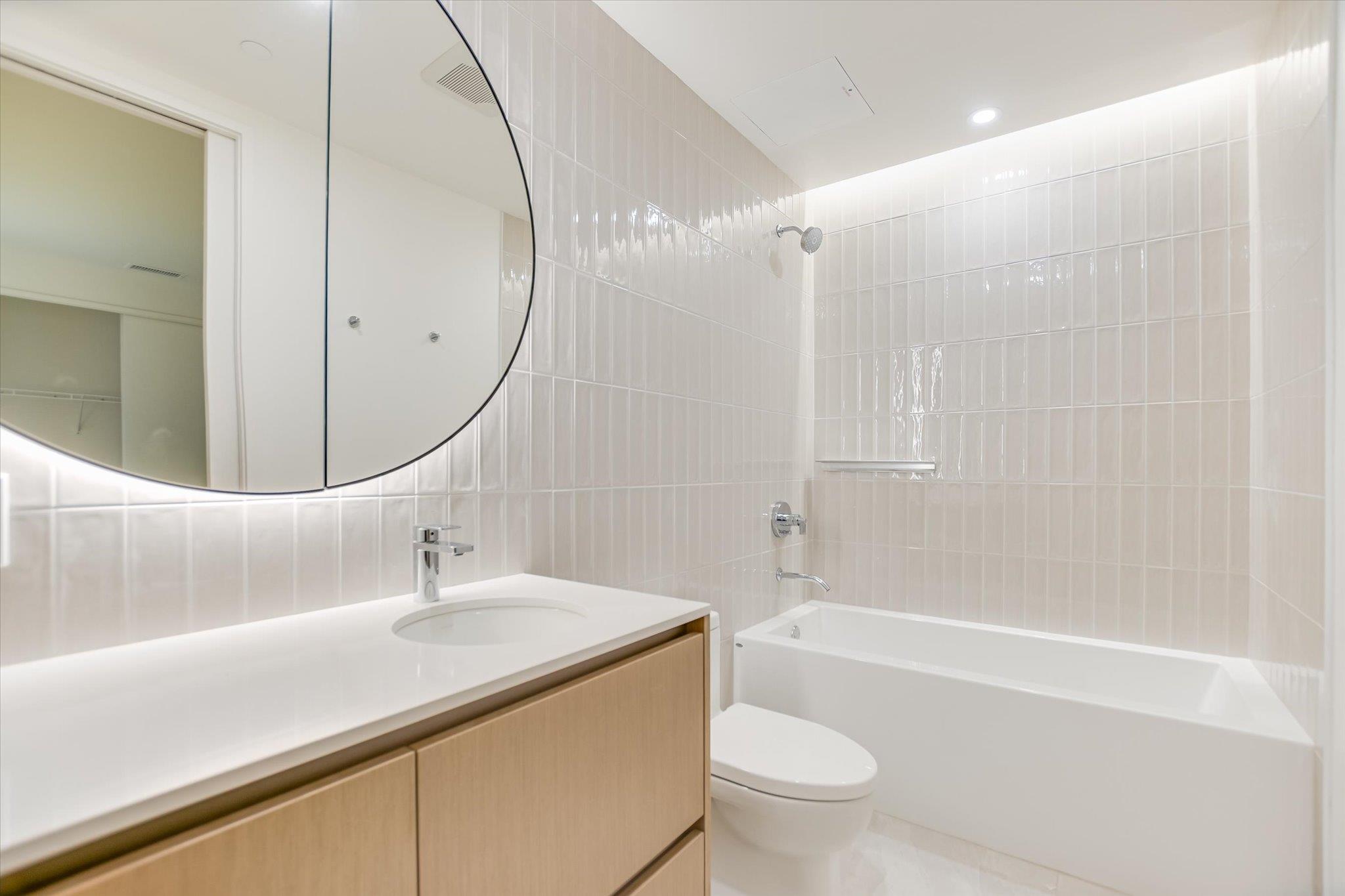 610 Davis St # 1902, Austin, TX 78701