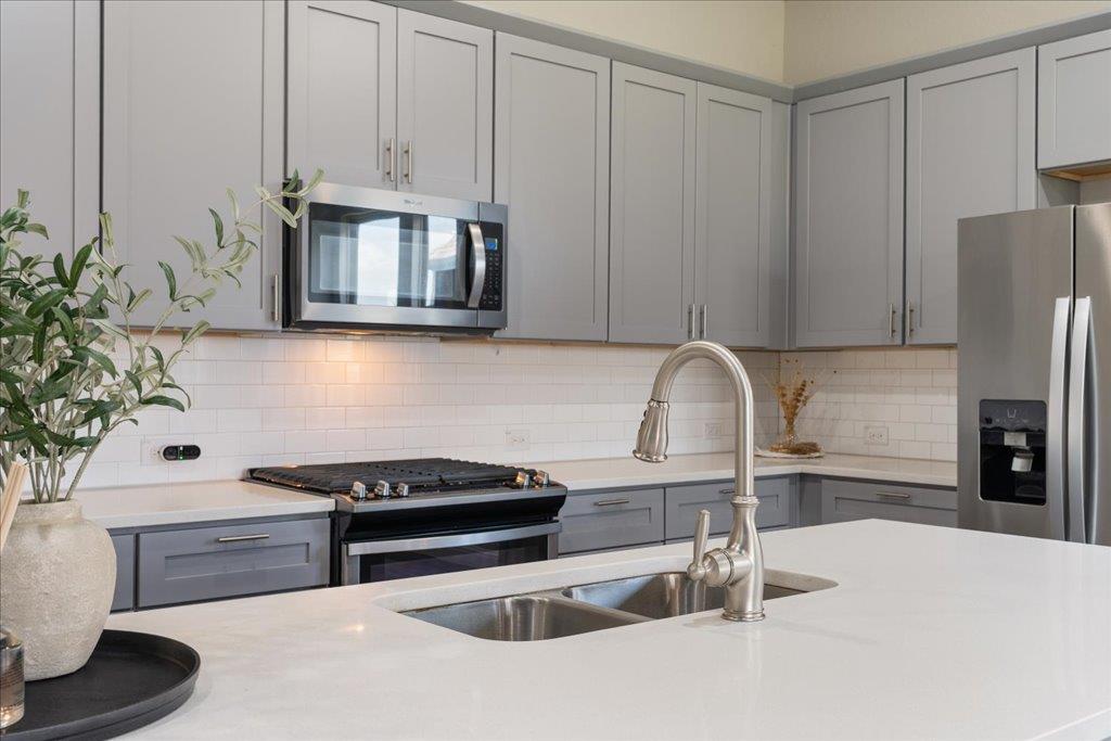 1313 Mustang Brook Ln, Leander, TX 78641