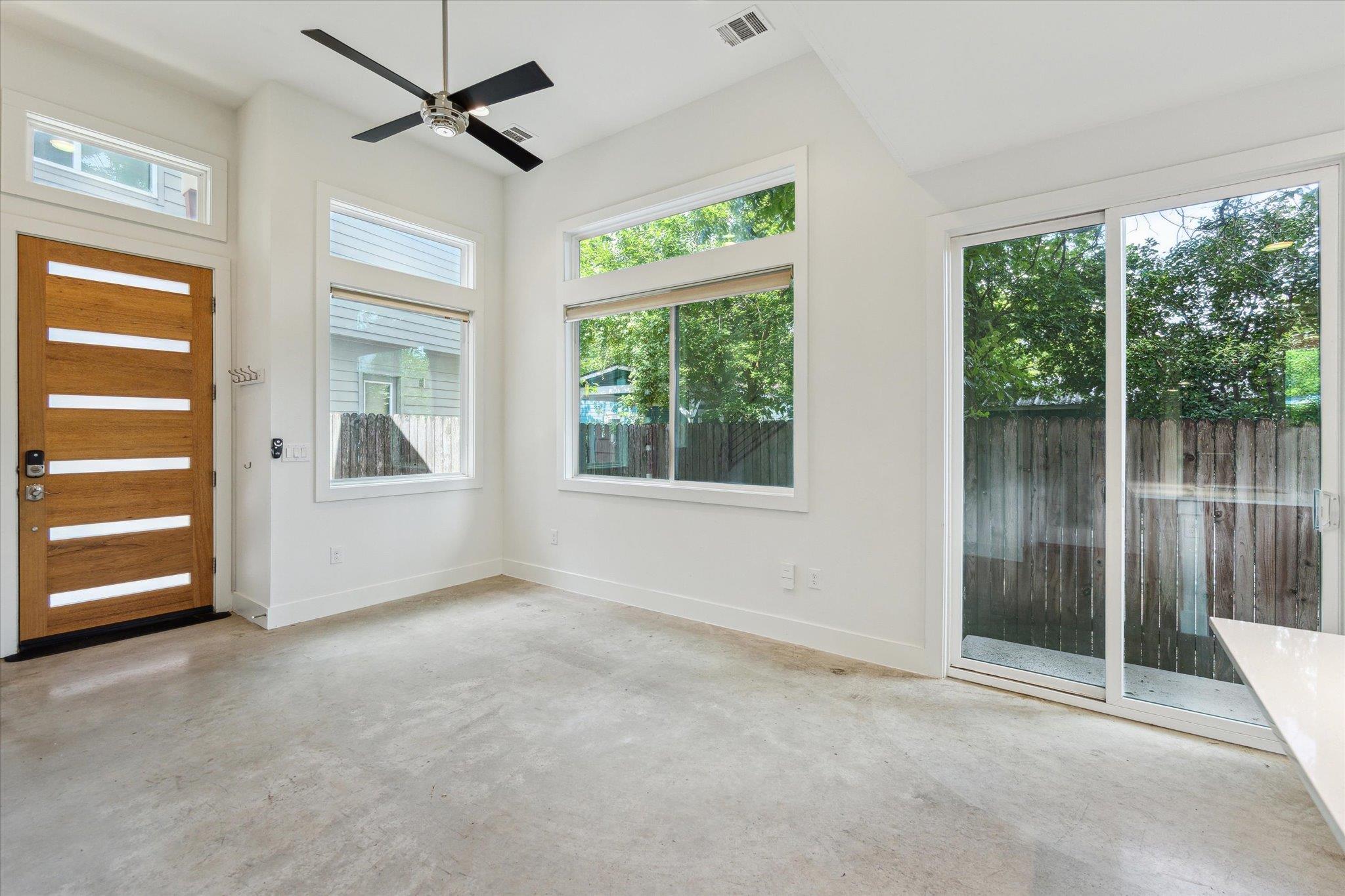 2708 Willow St # B, Austin, TX 78702
