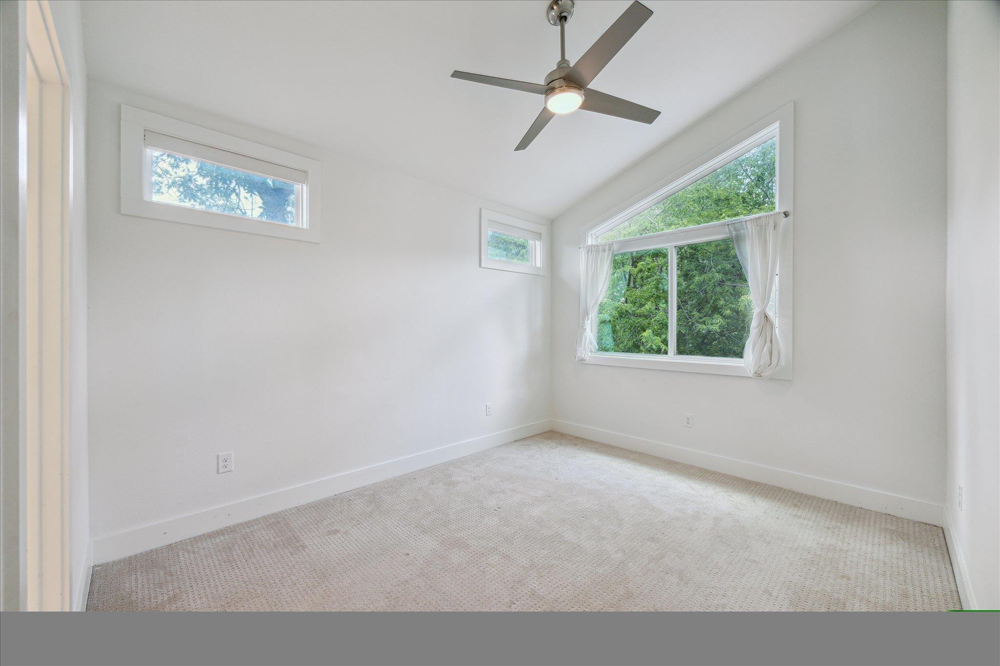 2708 Willow St # B, Austin, TX 78702