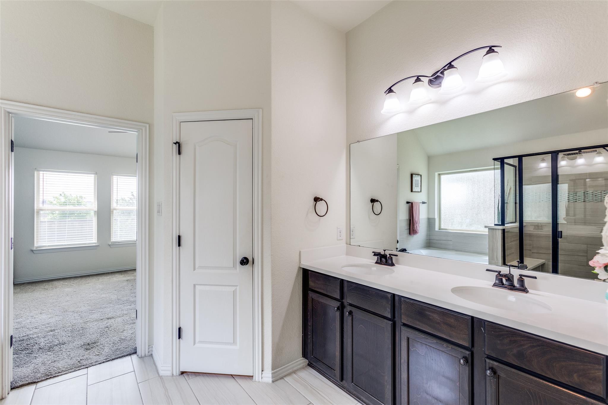 874 Spinnaker Loop, Kyle, TX 78640