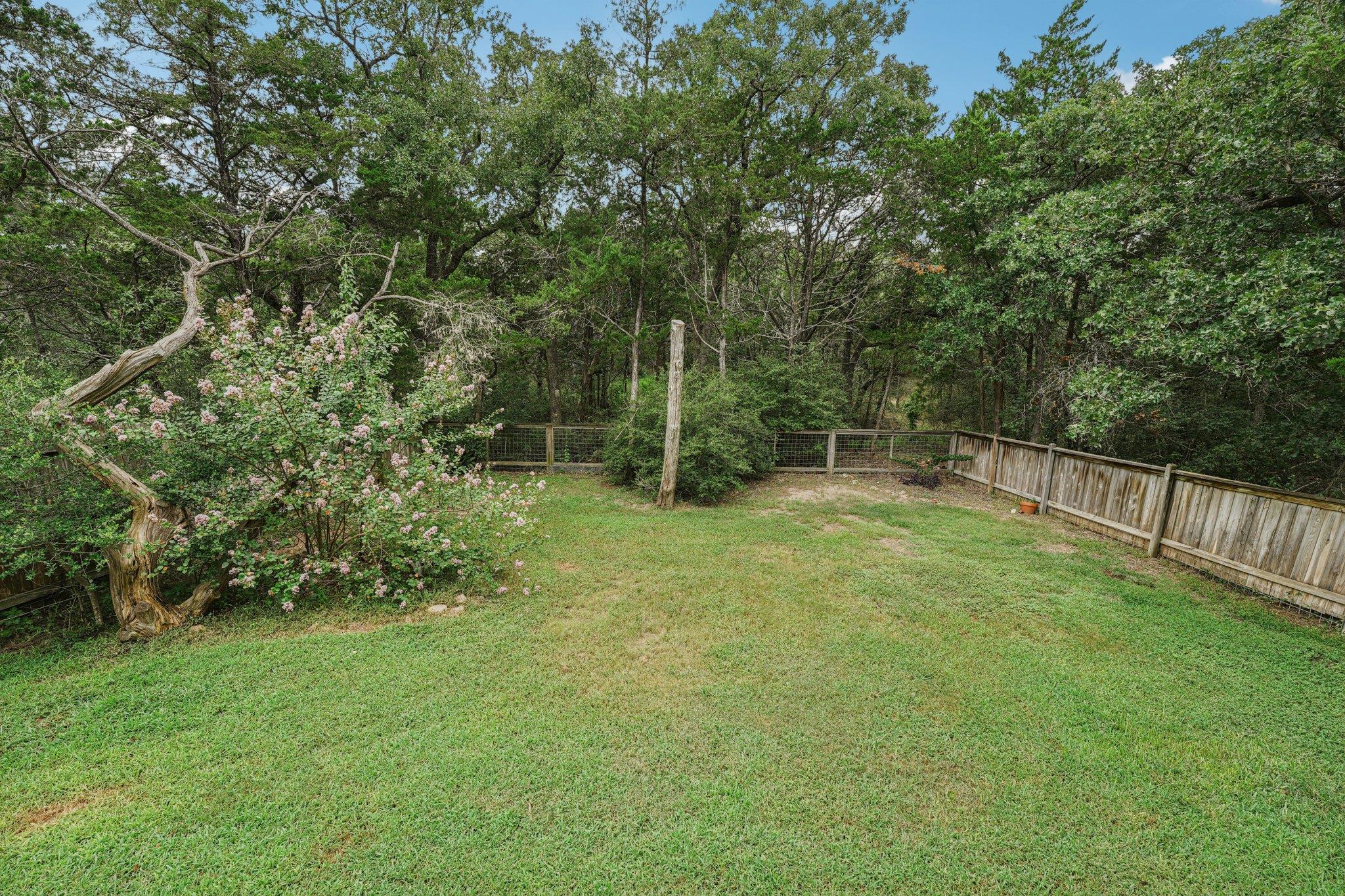 126 Spanish Trl, Bastrop, TX 78602