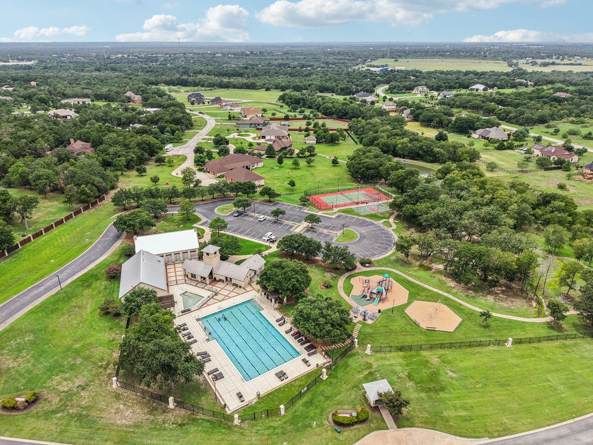 126 Spanish Trl, Bastrop, TX 78602