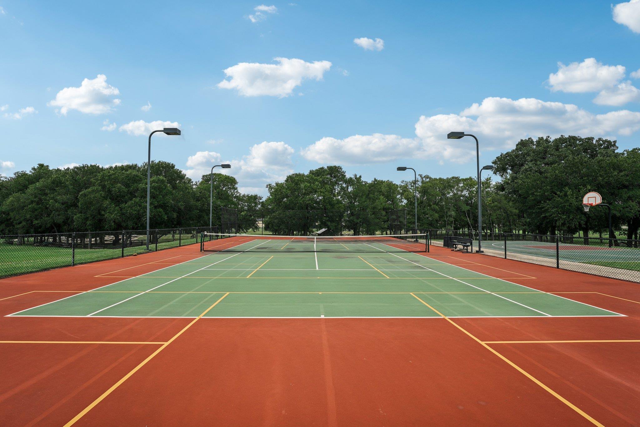 126 Spanish Trl, Bastrop, TX 78602