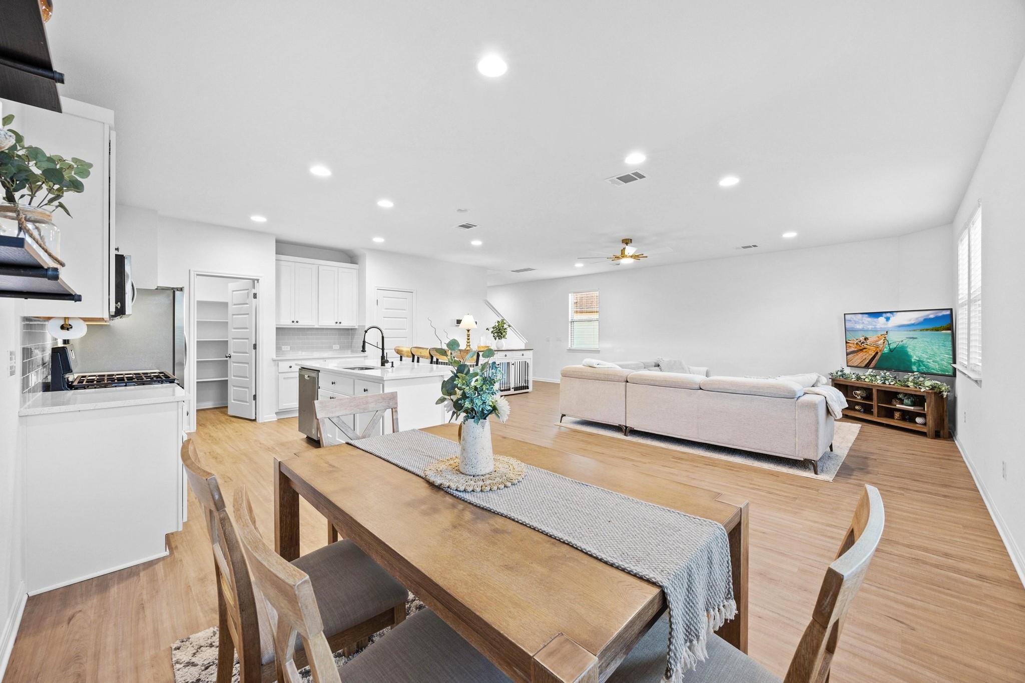 7002 Nijinsky Dr, Buda, TX 78610