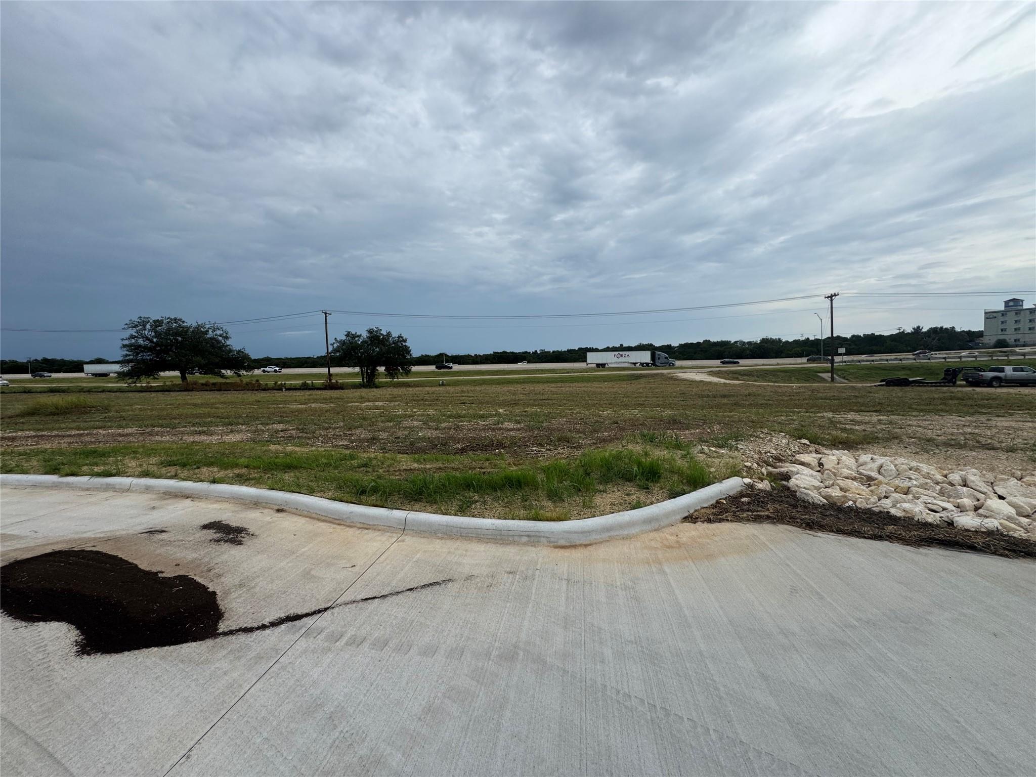 2305 Salado Center Loop, Salado, TX 76571