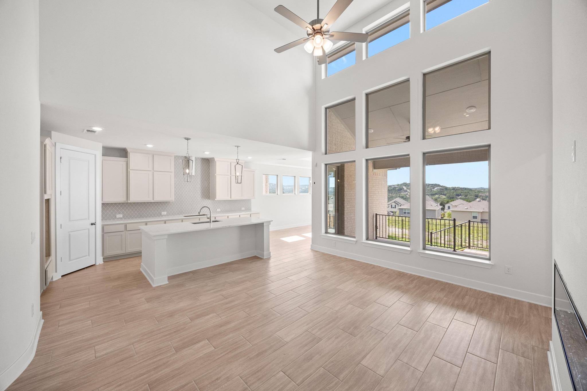 8105 Royal Mint Cv, Lago Vista, TX 78645