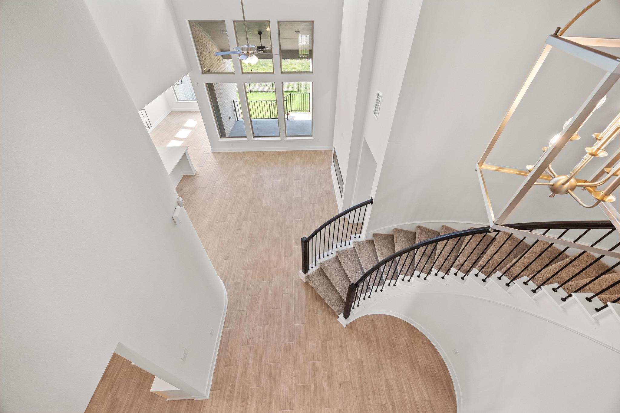 8105 Royal Mint Cv, Lago Vista, TX 78645