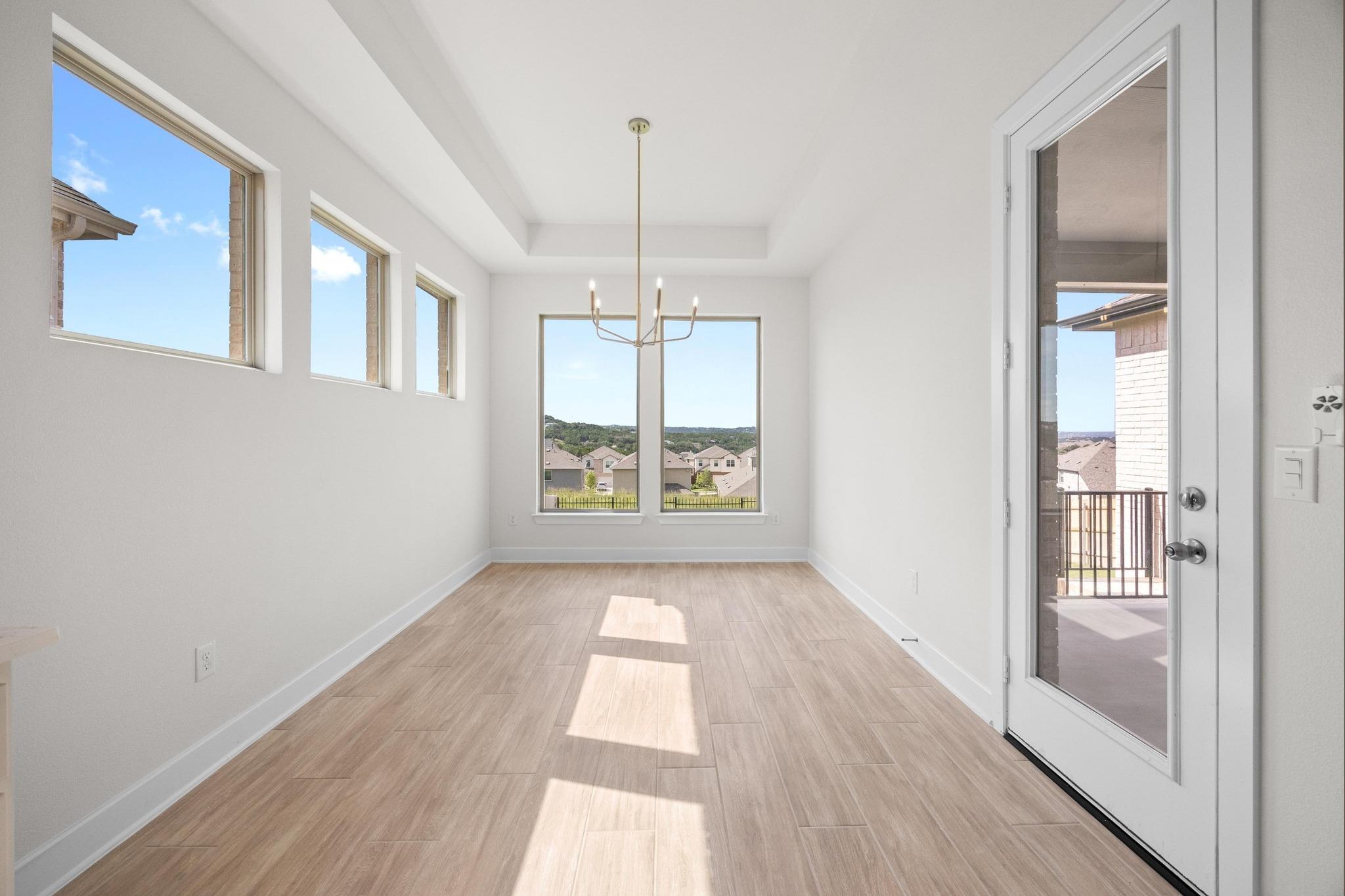 8105 Royal Mint Cv, Lago Vista, TX 78645