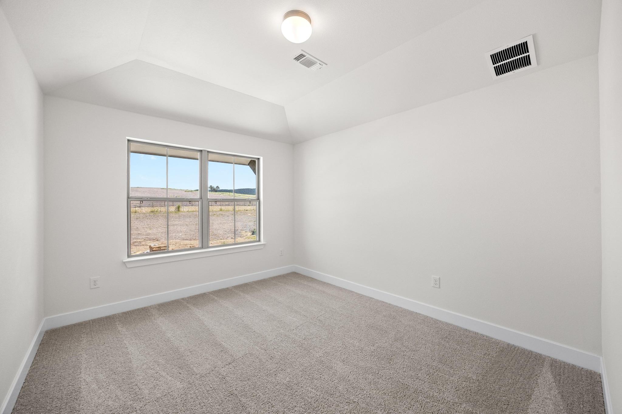 8105 Royal Mint Cv, Lago Vista, TX 78645