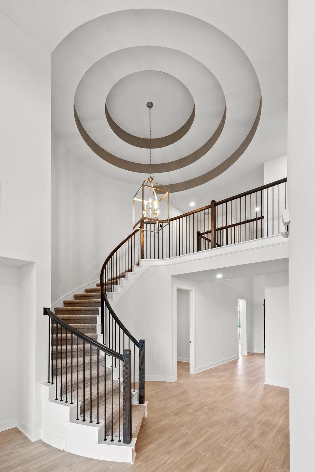 8105 Royal Mint Cv, Lago Vista, TX 78645