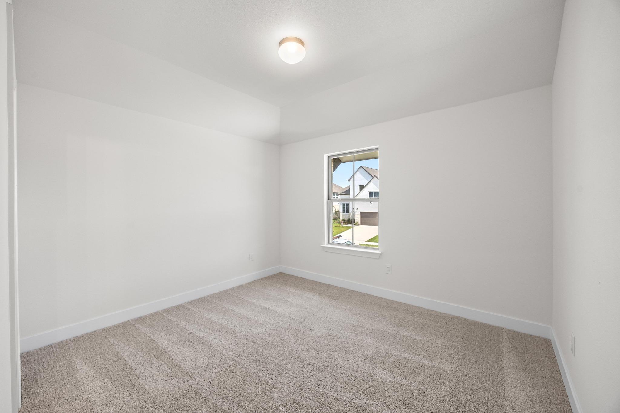 8105 Royal Mint Cv, Lago Vista, TX 78645