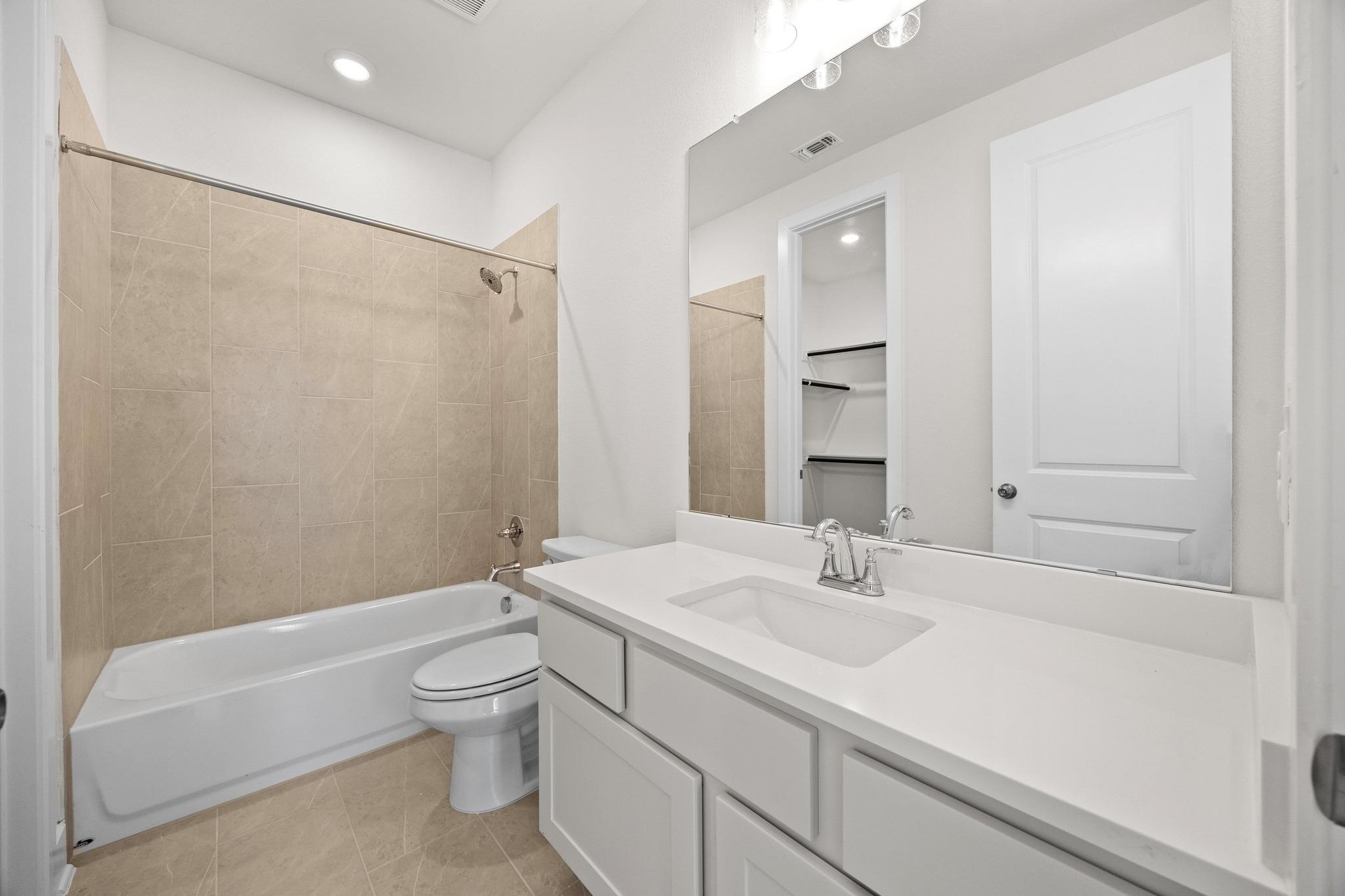 8105 Royal Mint Cv, Lago Vista, TX 78645