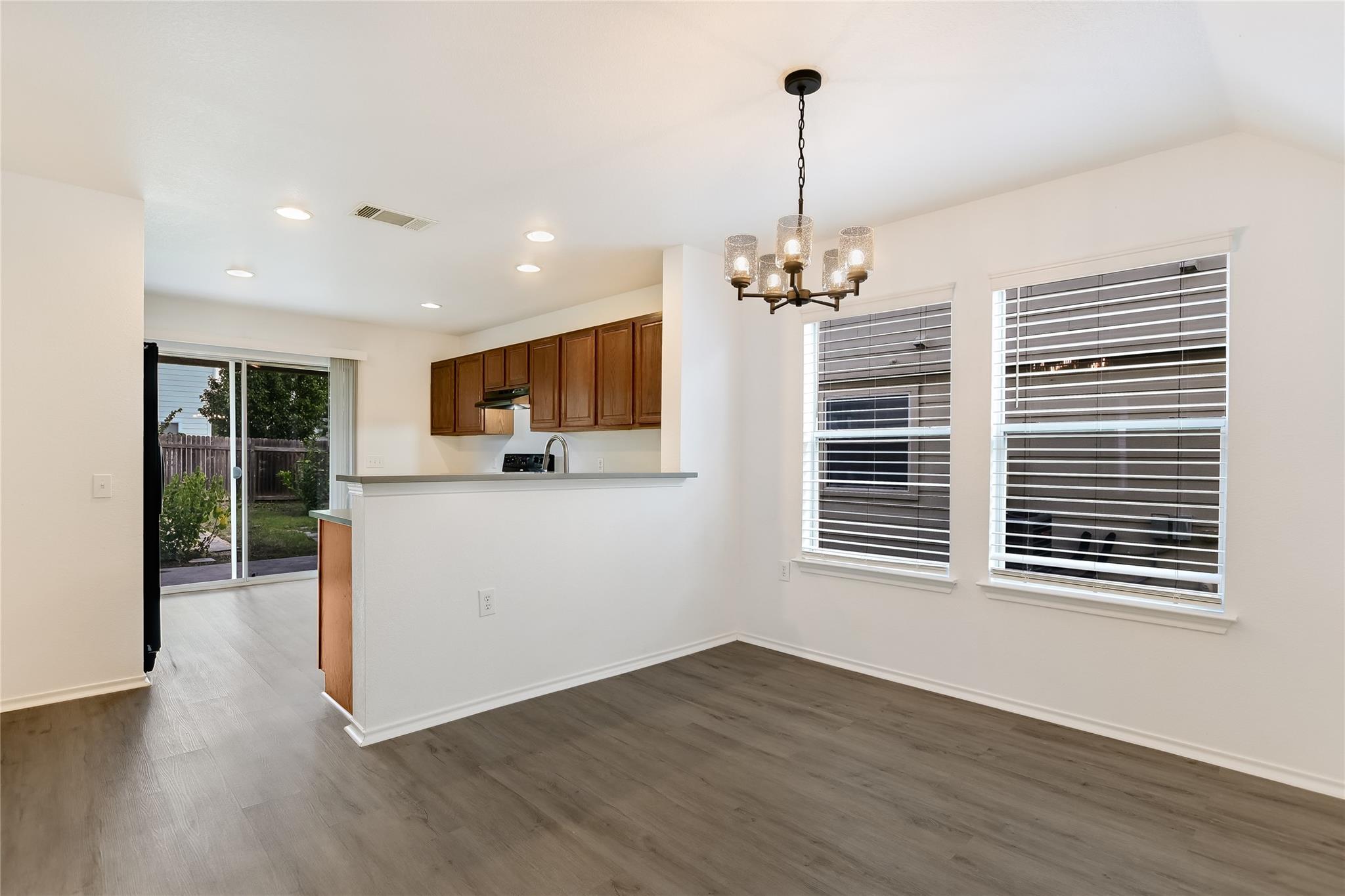 1628 Poppy Seed Ln, Austin, TX 78741