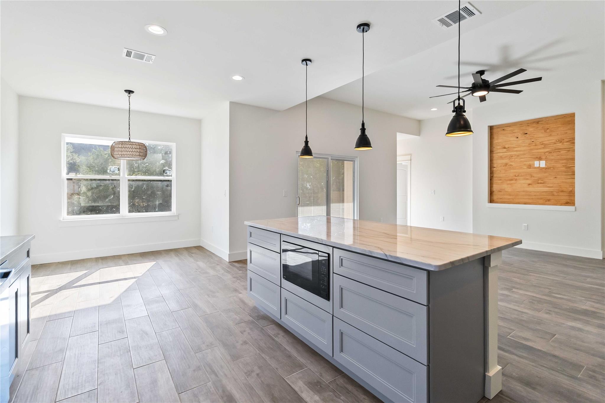 16 Summertime Cir, Wimberley, TX 78676