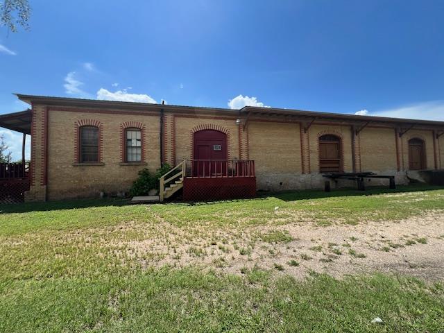 208 SW Texas St, Rockdale, TX 76567