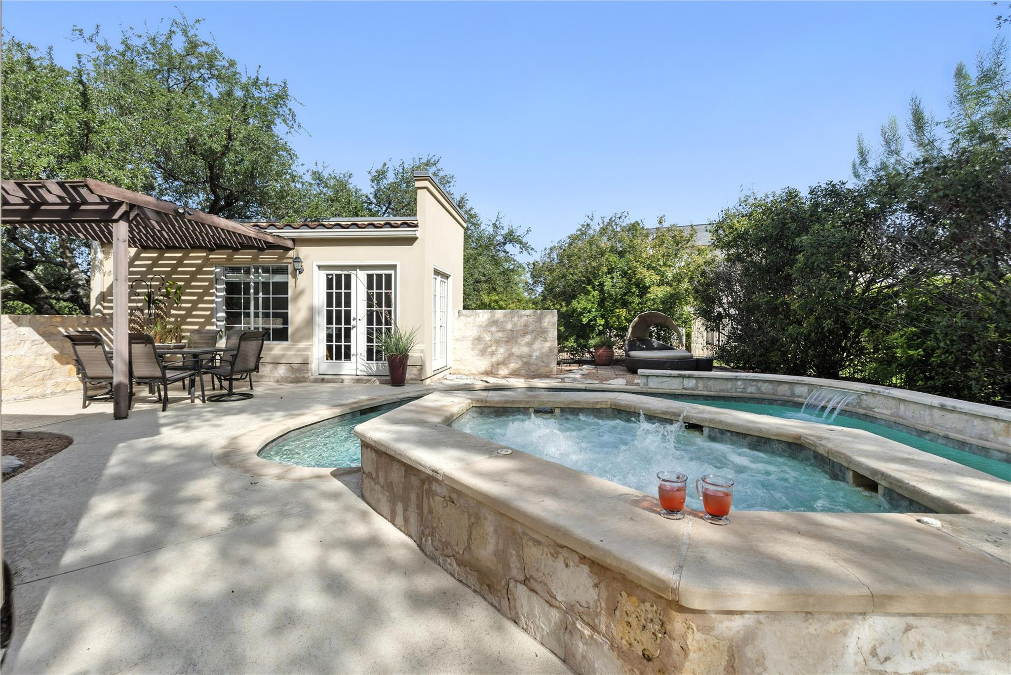 1715 Palisades Pointe Ln, Austin, TX 78738