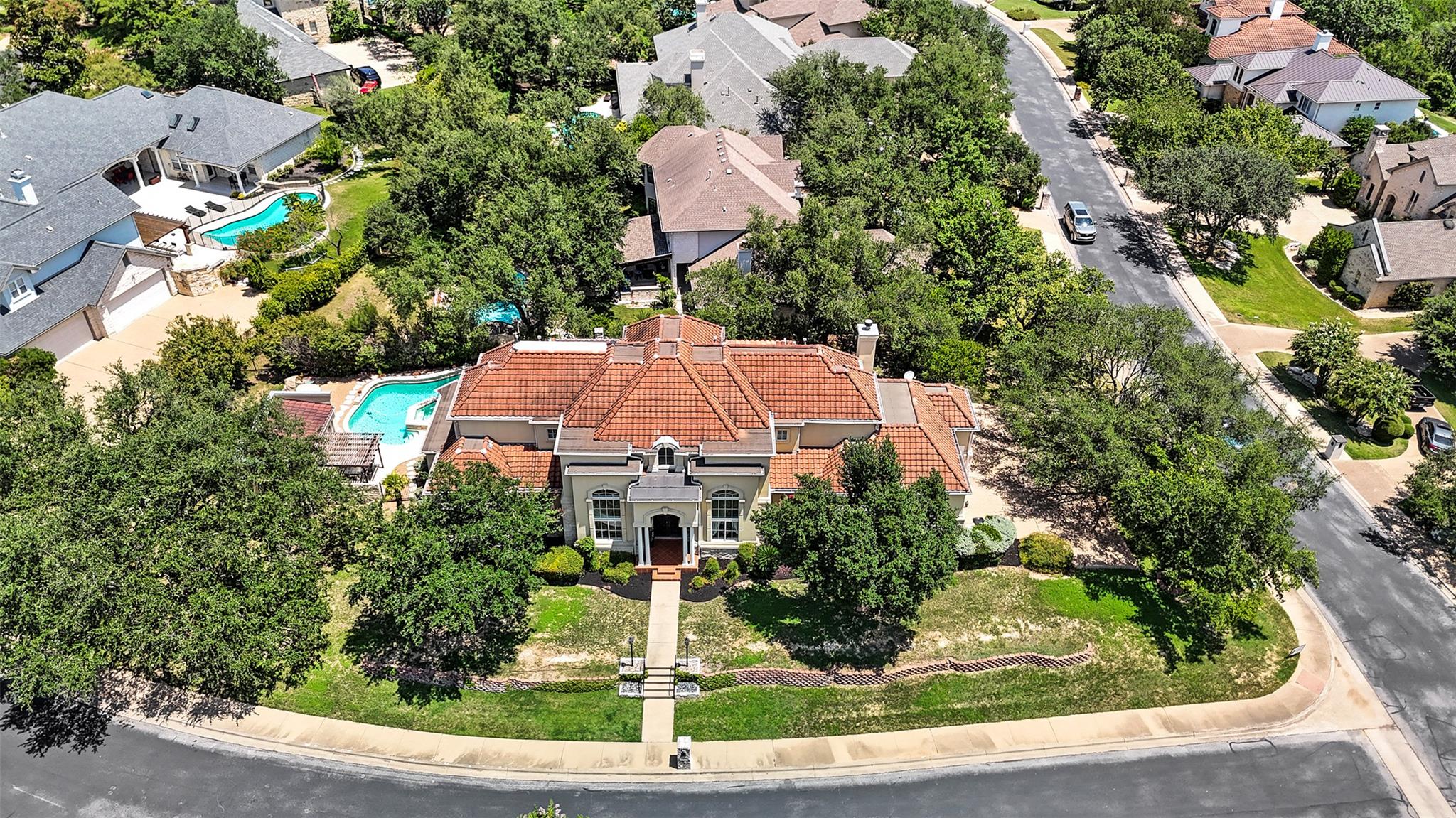 1715 Palisades Pointe Ln, Austin, TX 78738