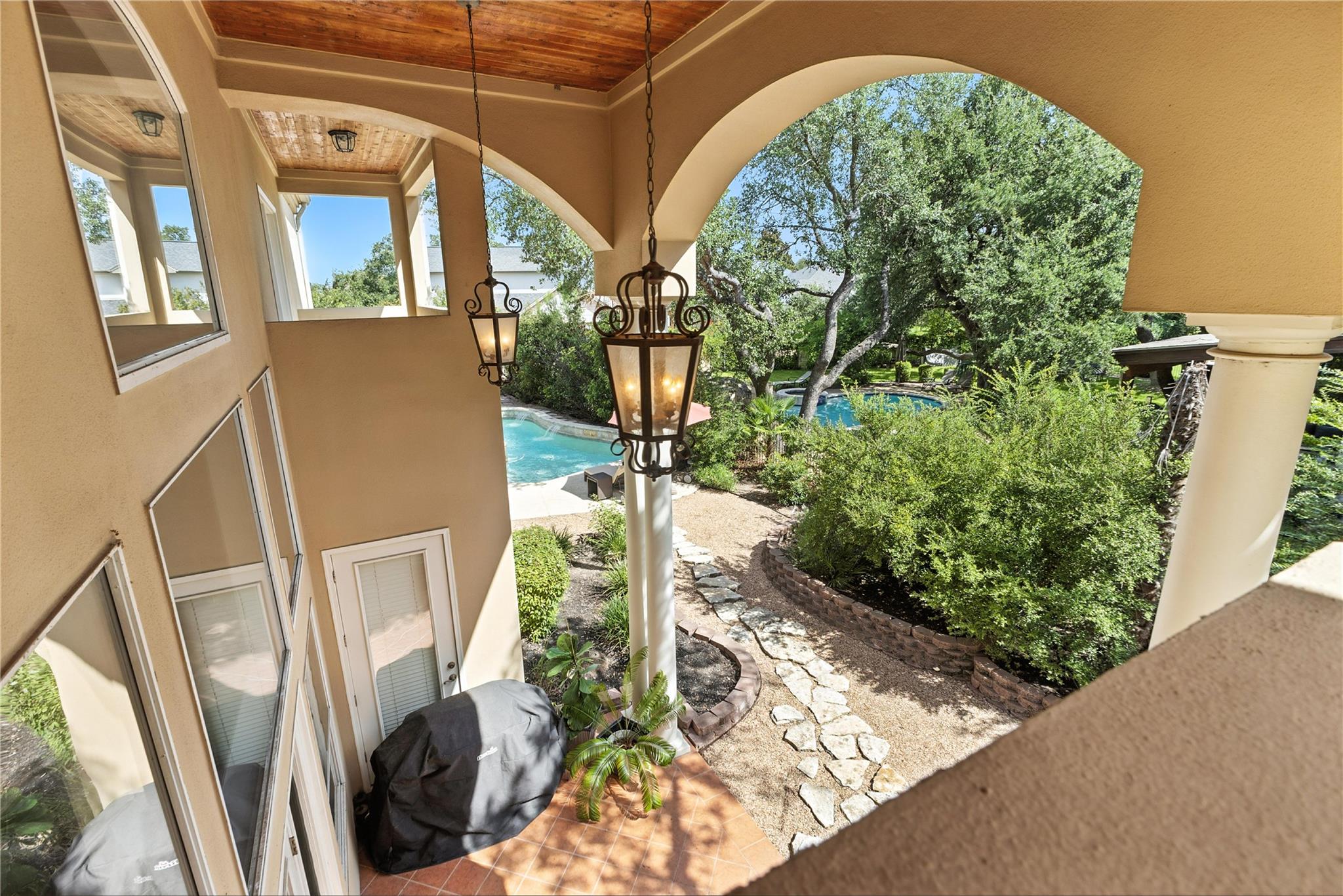 1715 Palisades Pointe Ln, Austin, TX 78738
