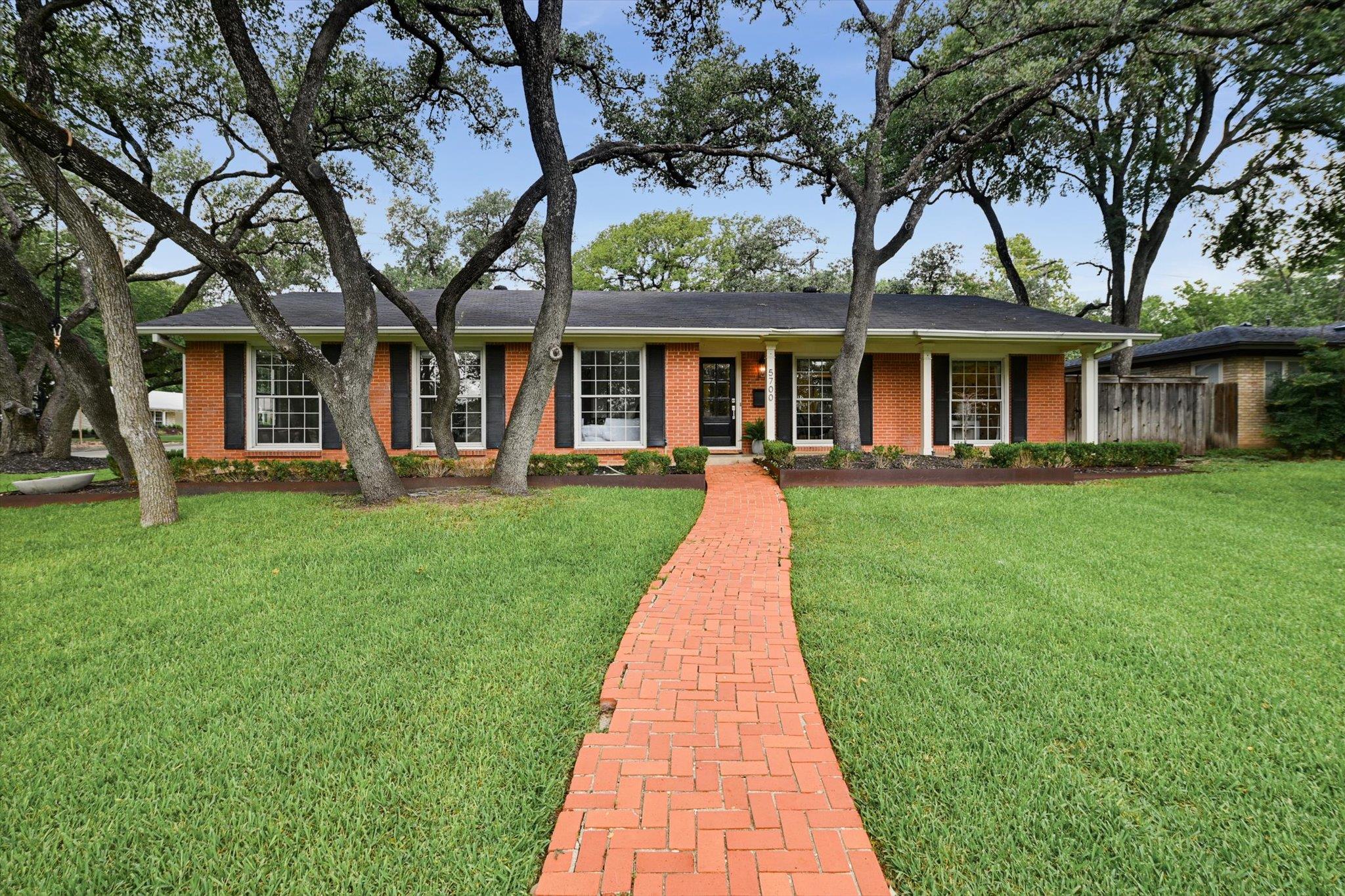 5700 Trailridge Dr, Austin, TX 78731