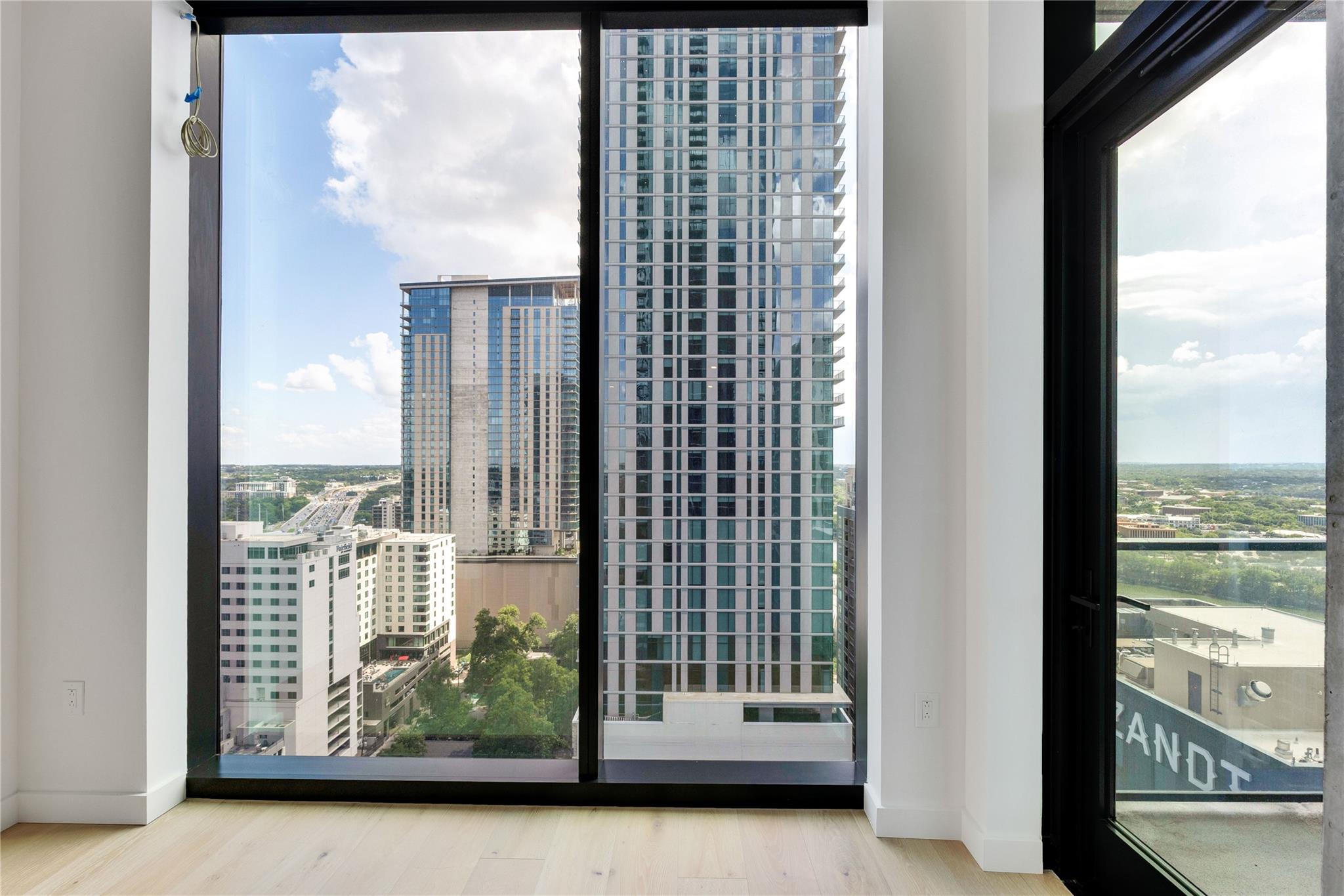 610 Davis St # 2103, Austin, TX 78701