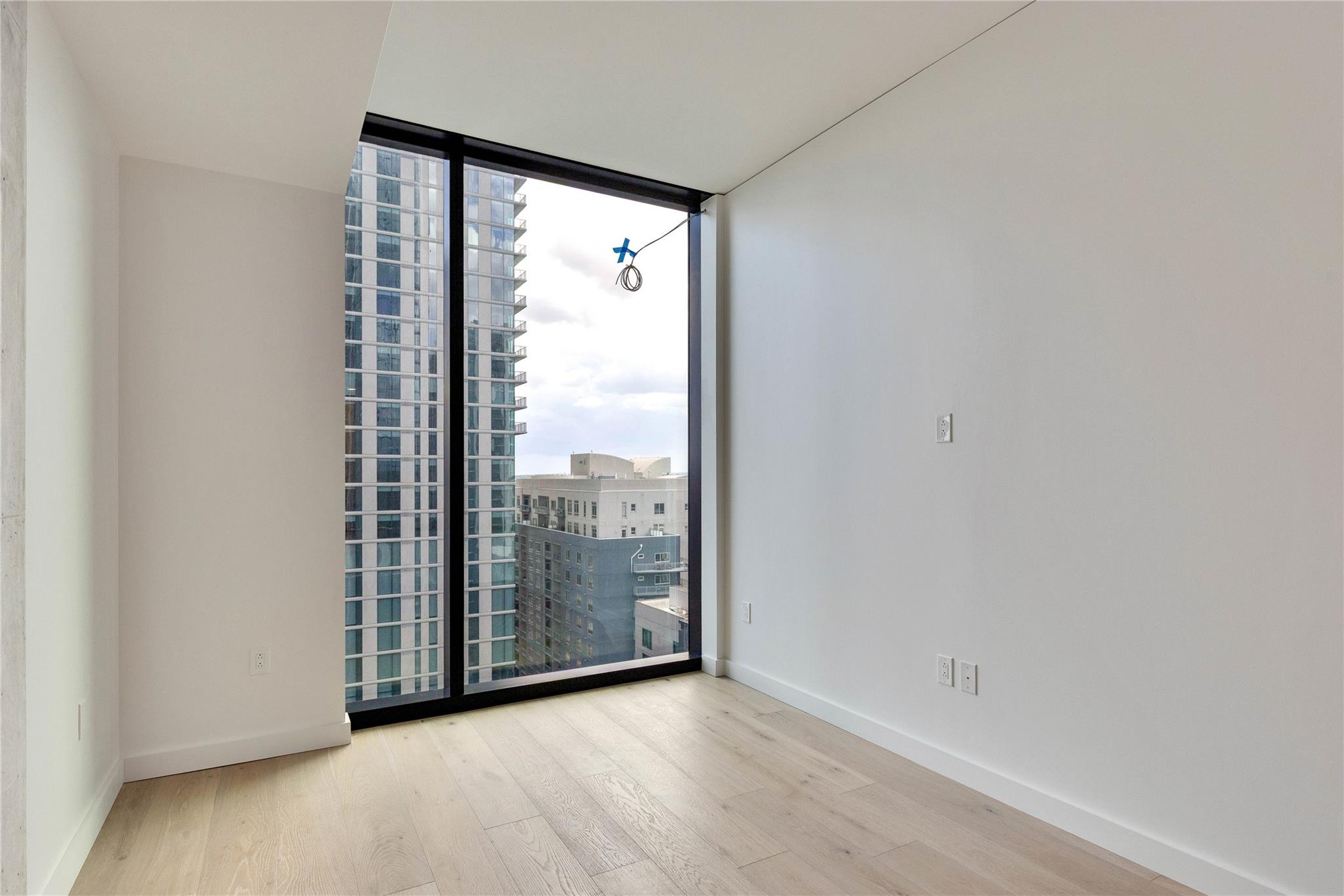 610 Davis St # 2103, Austin, TX 78701