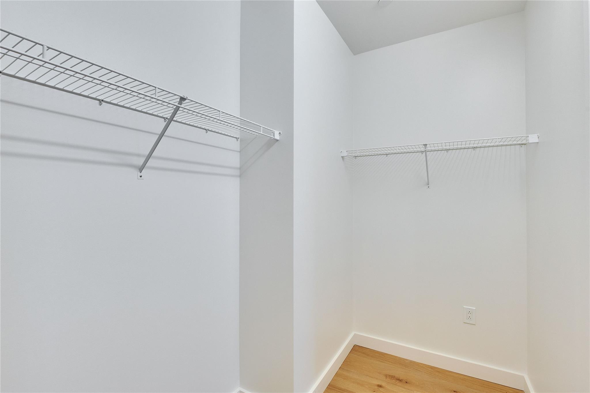 610 Davis St # 2103, Austin, TX 78701