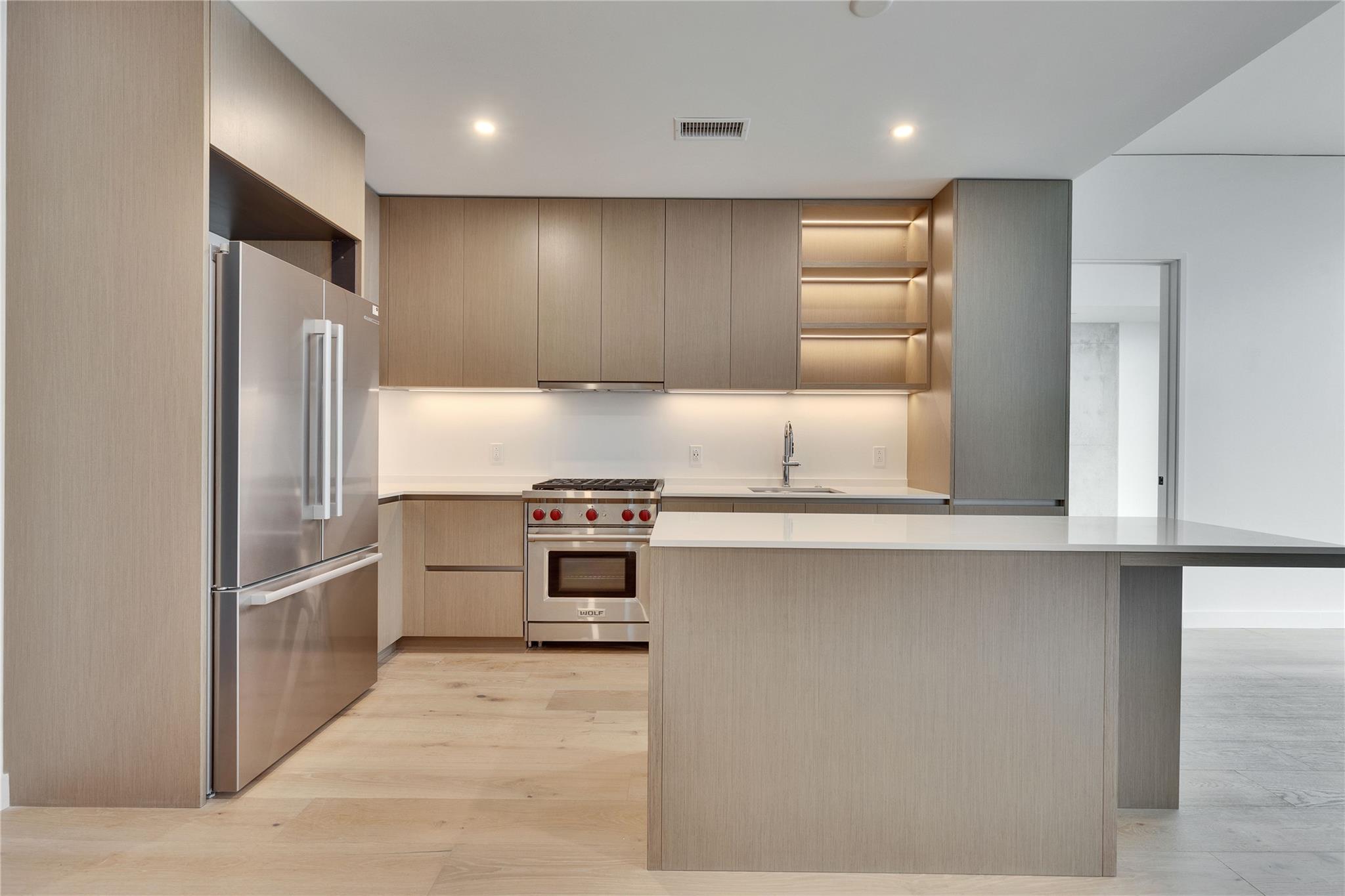 610 Davis St # 2103, Austin, TX 78701
