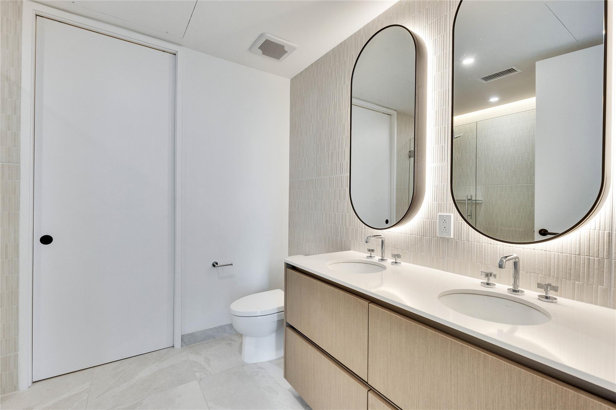 610 Davis St # 2103, Austin, TX 78701