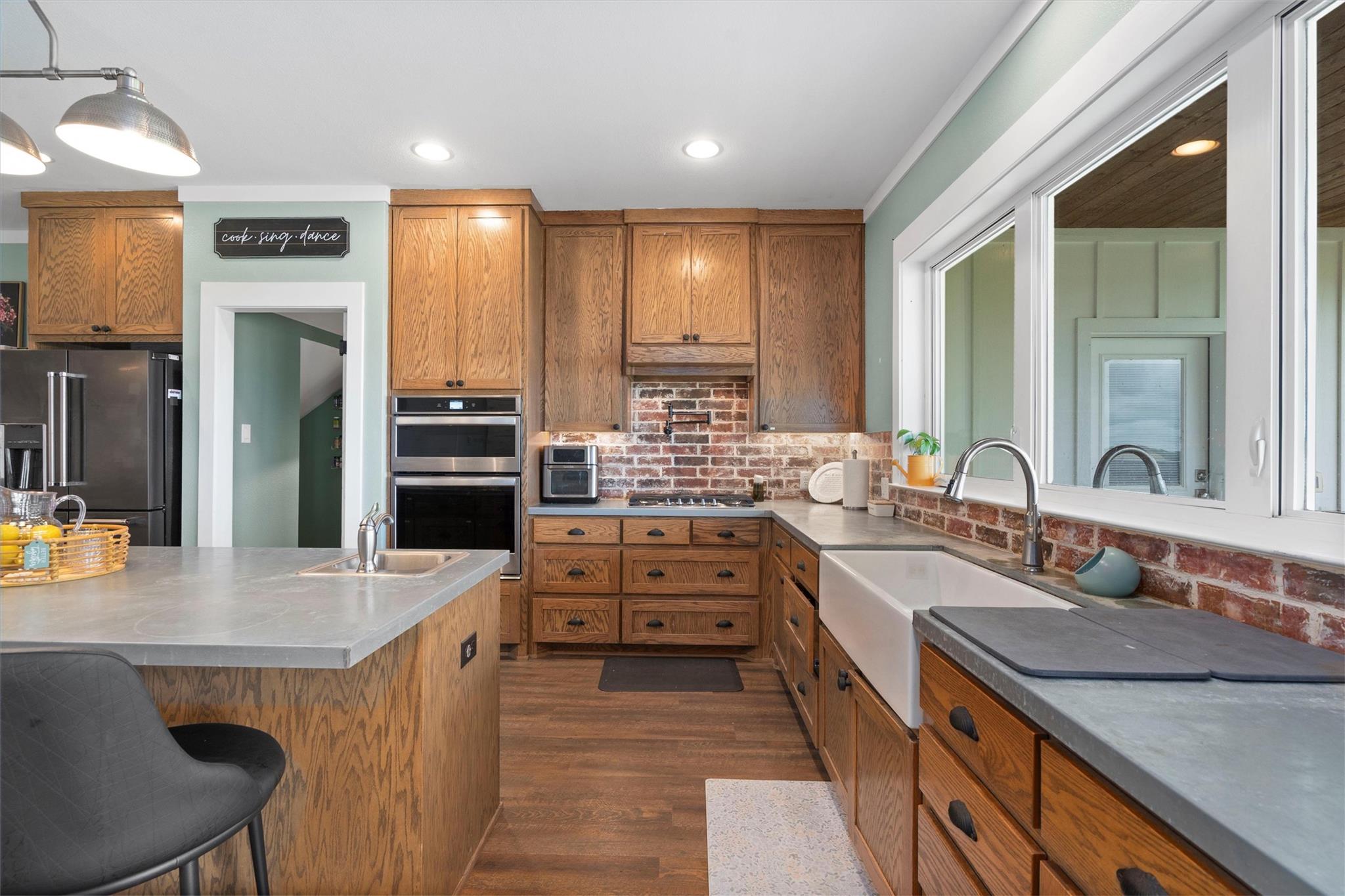 375 J B Vandiver Loop, Moody, TX 76557