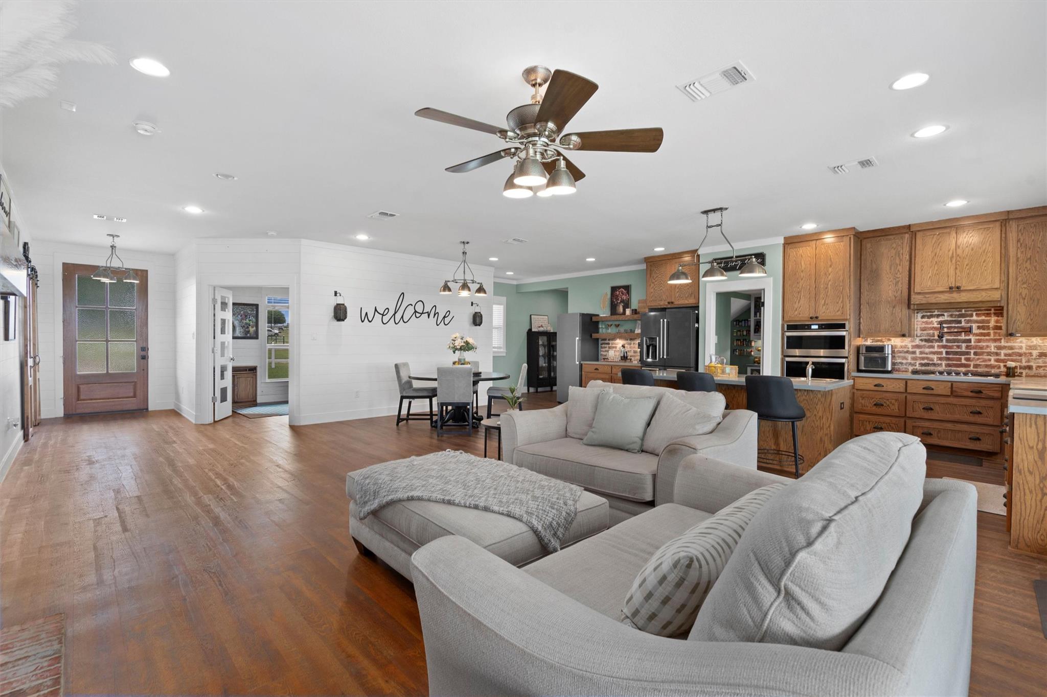 375 J B Vandiver Loop, Moody, TX 76557