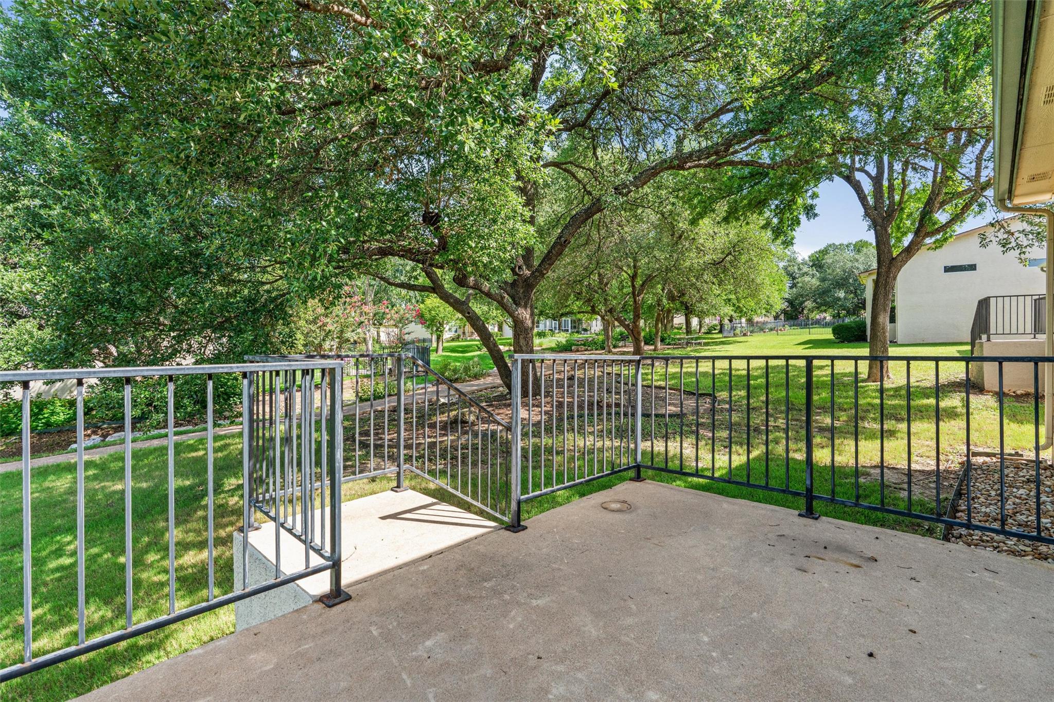 121 Larkspur Ln, Georgetown, TX 78633