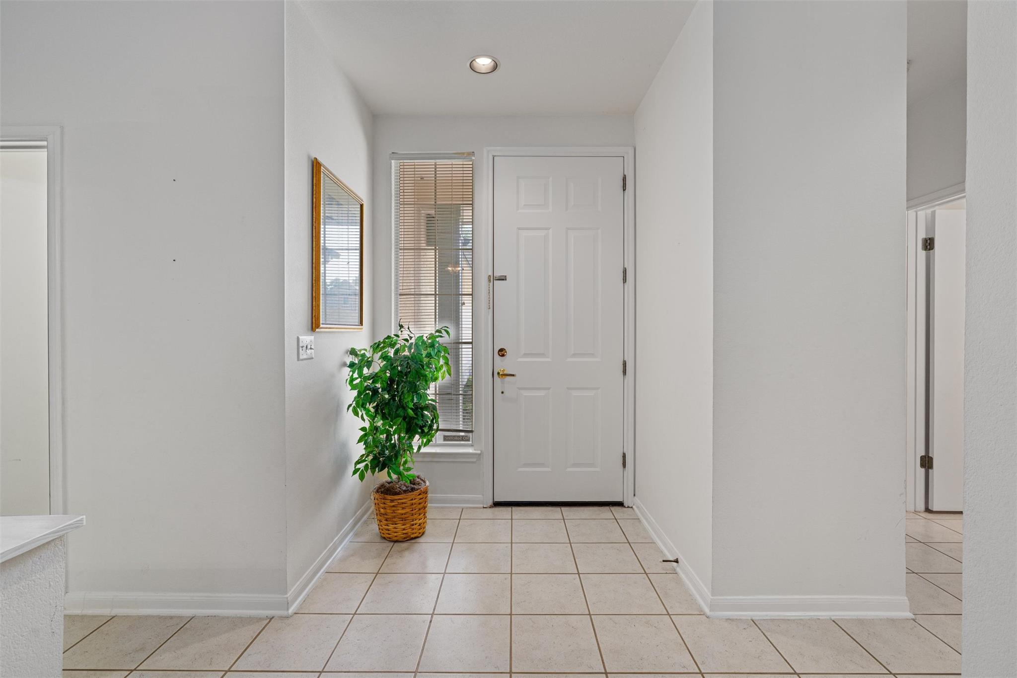 121 Larkspur Ln, Georgetown, TX 78633