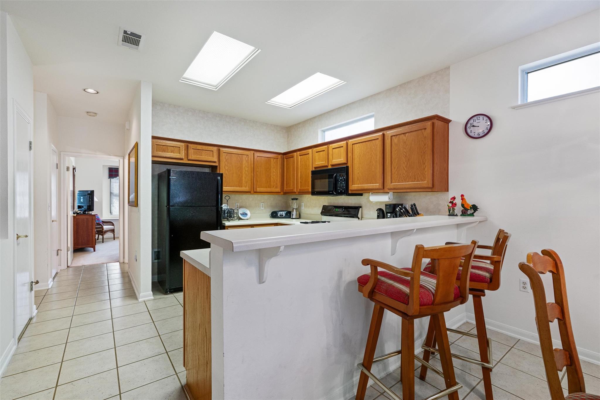 121 Larkspur Ln, Georgetown, TX 78633