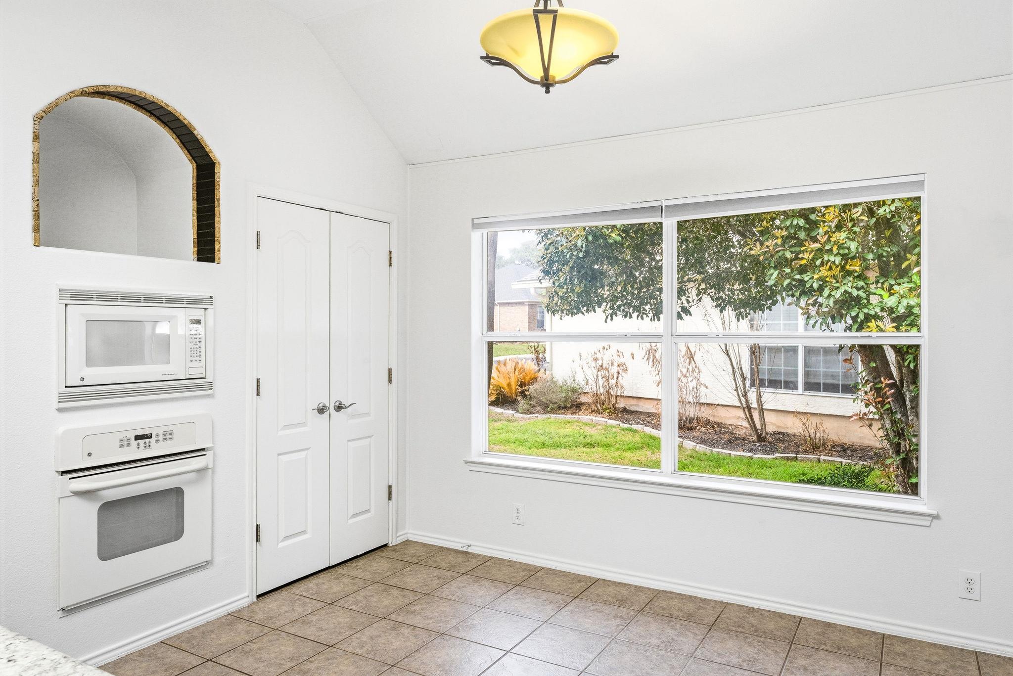 26906 Spiral Cyn, San Antonio, TX 78261