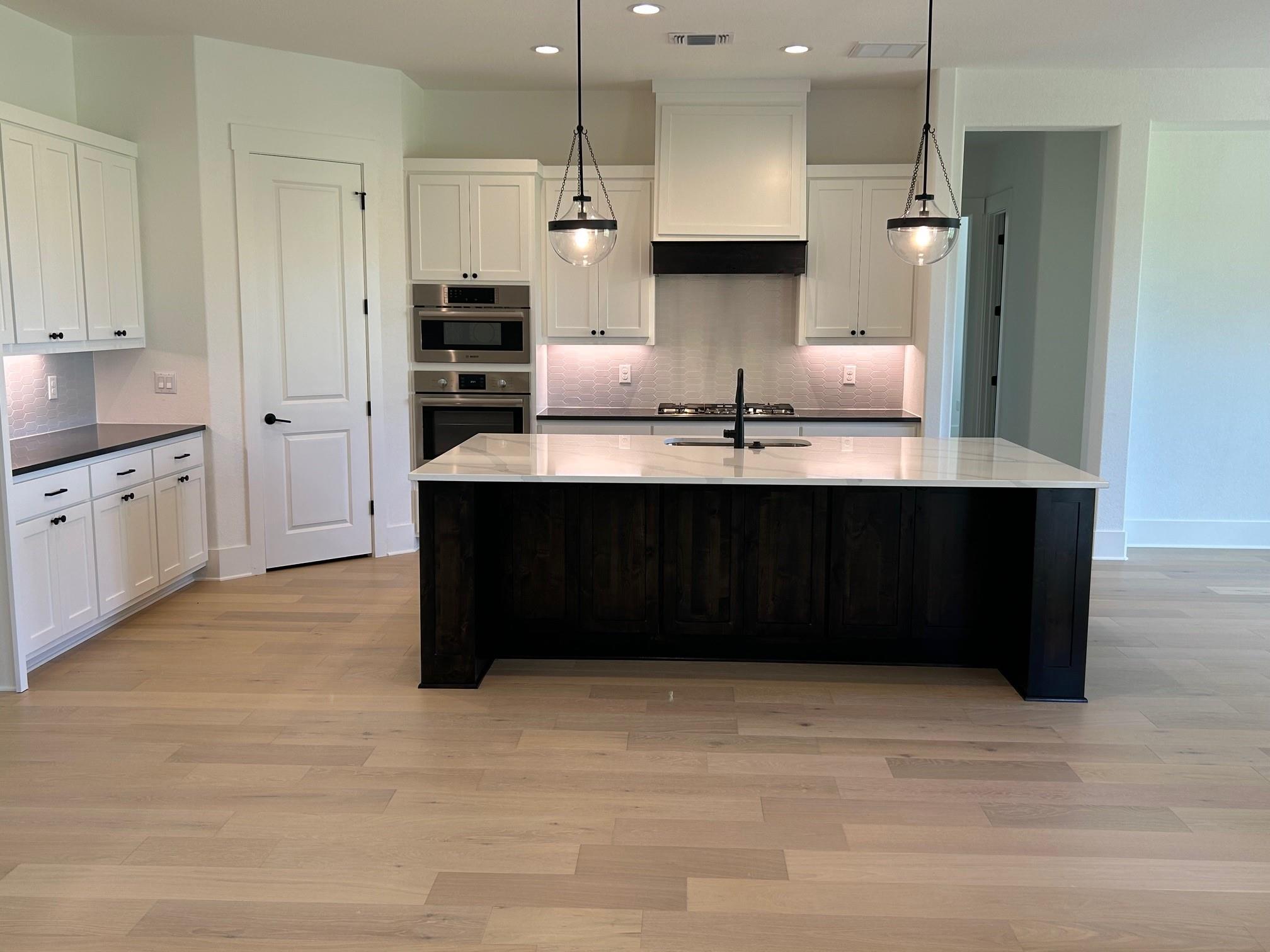 237 Lazy Creek Dr, Georgetown, TX 78642