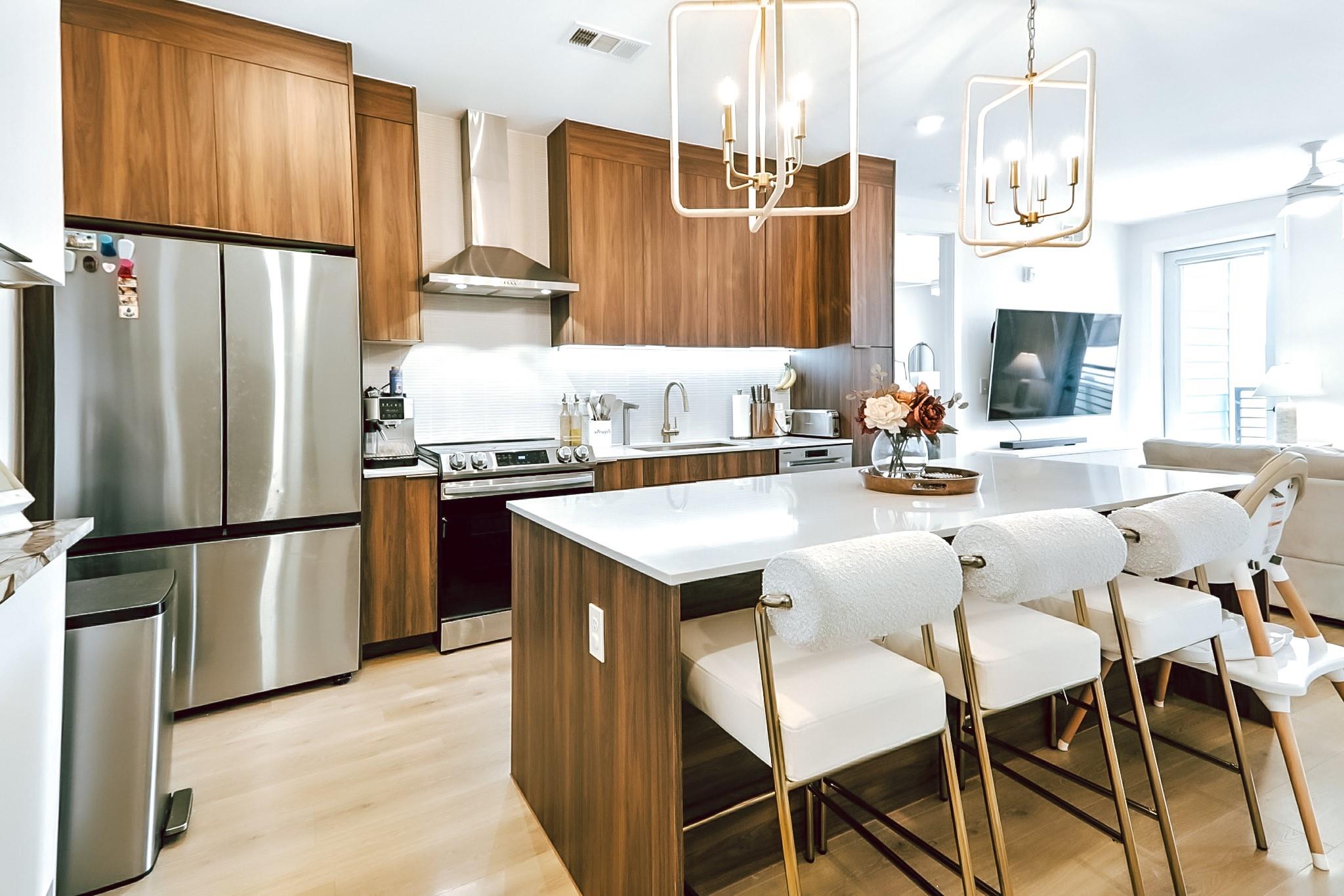 1701 Simond Ave # 639, Austin, TX 78723