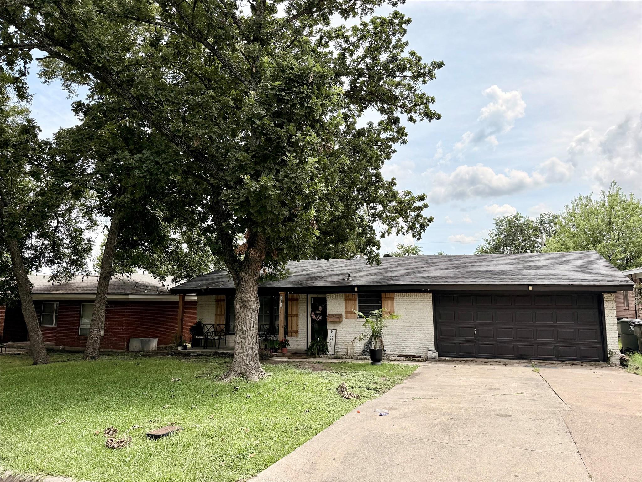 313 E Walker Ave, Temple, TX 76501