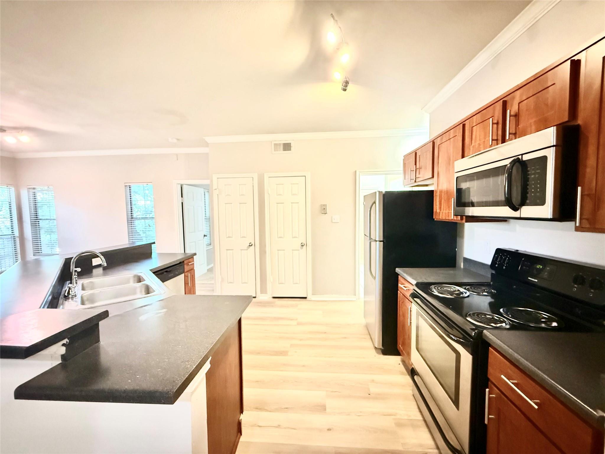 6804 N Capital Of Texas Highway # 812, Austin, TX 78731