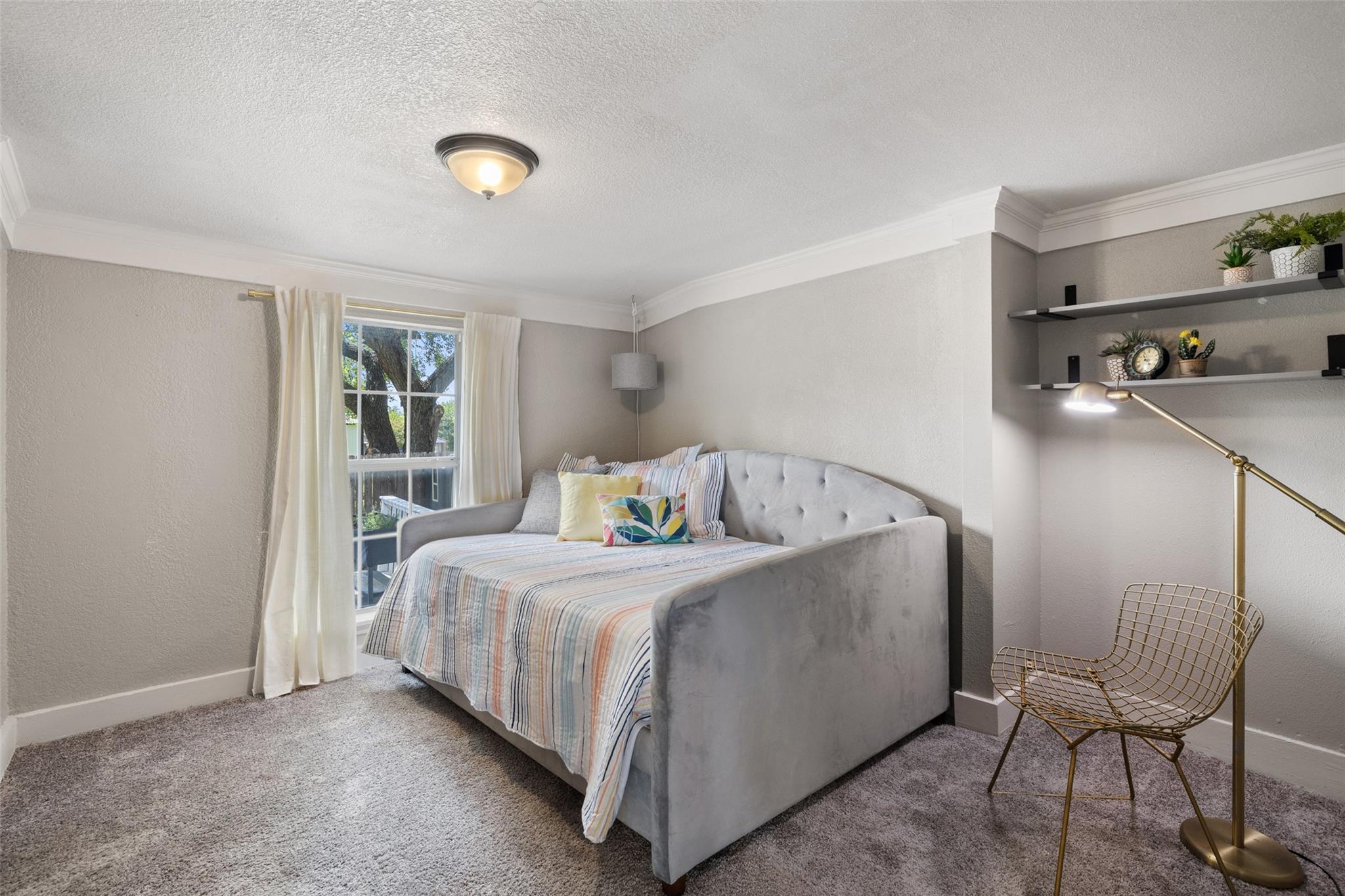 202 Brewster Ave, Florence, TX 76527